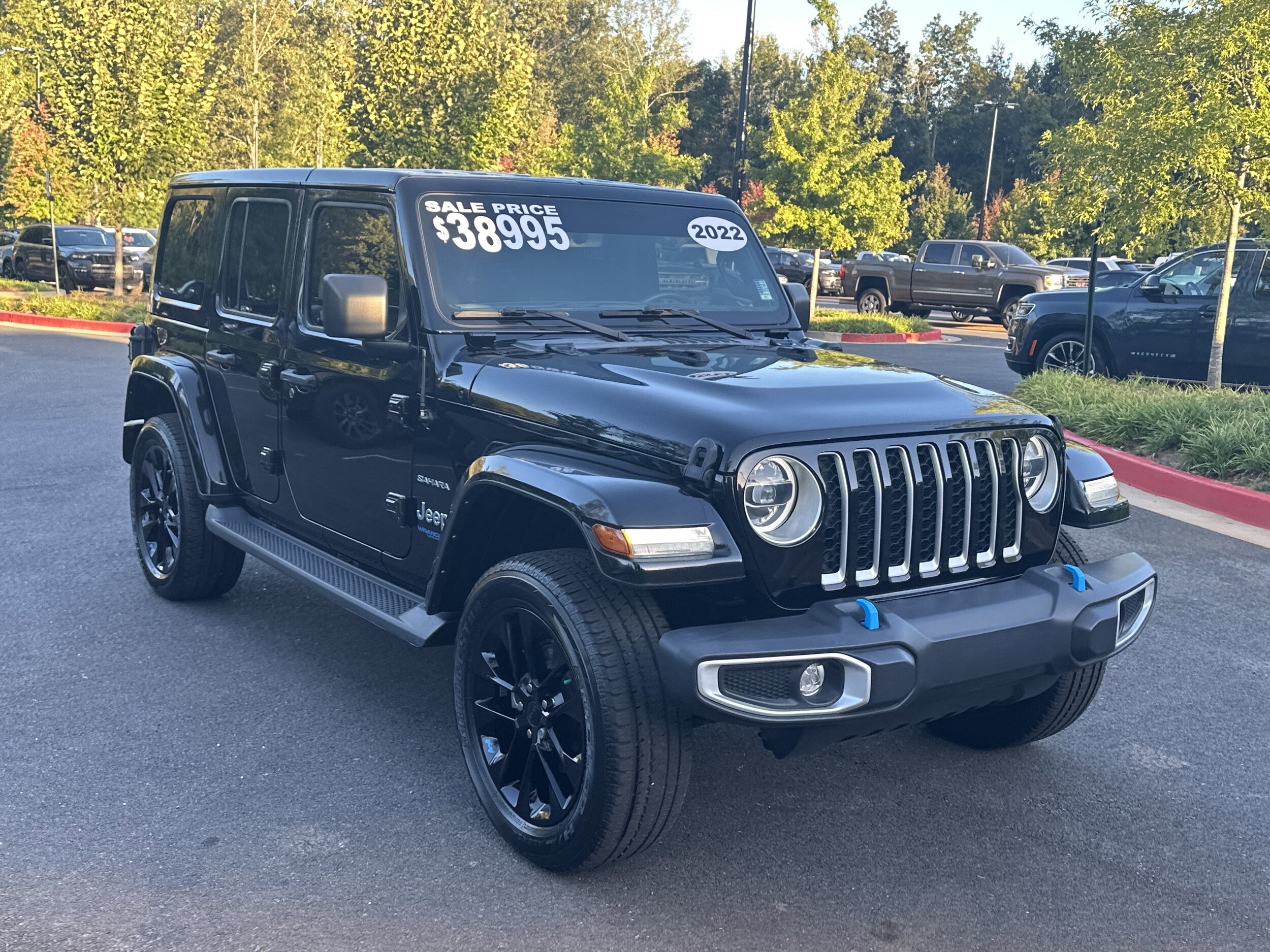 2022 Jeep Wrangler Unlimited 4xe Sahara photo 3