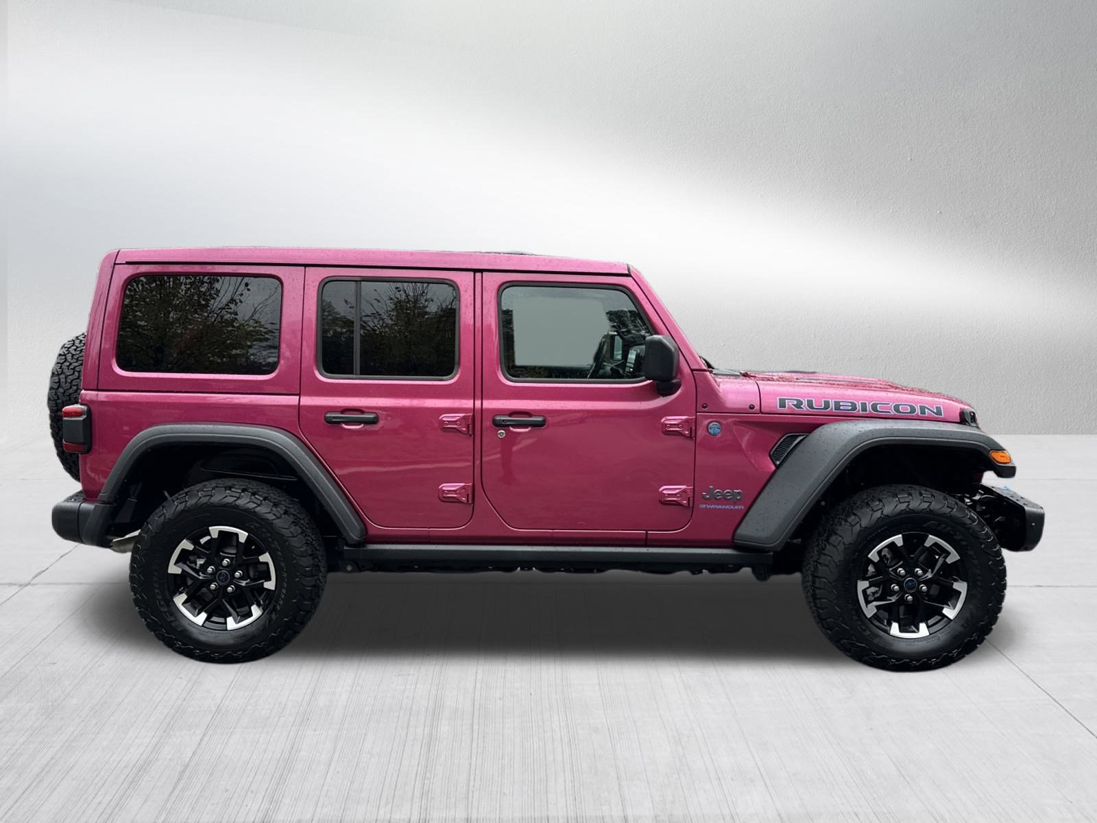 2024 Jeep Wrangler 4xe Rubicon photo 4
