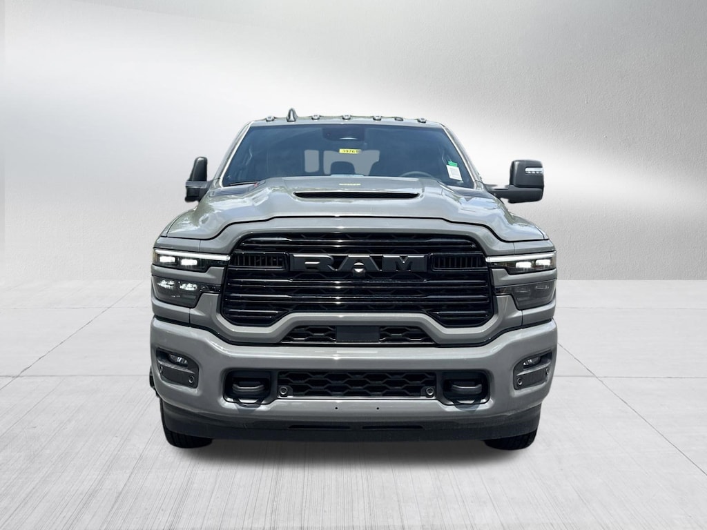 New 2026 Ram 3500 LARAMIE MEGA CAB 4X4 6'4 BOX Pickup