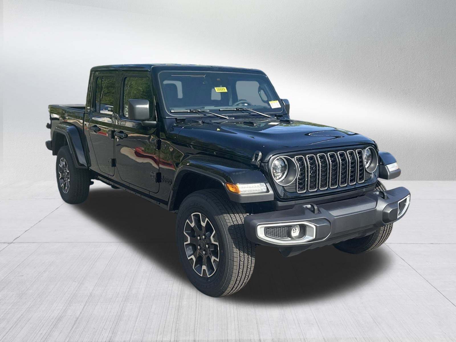 2025 Jeep Gladiator Sport S photo 3