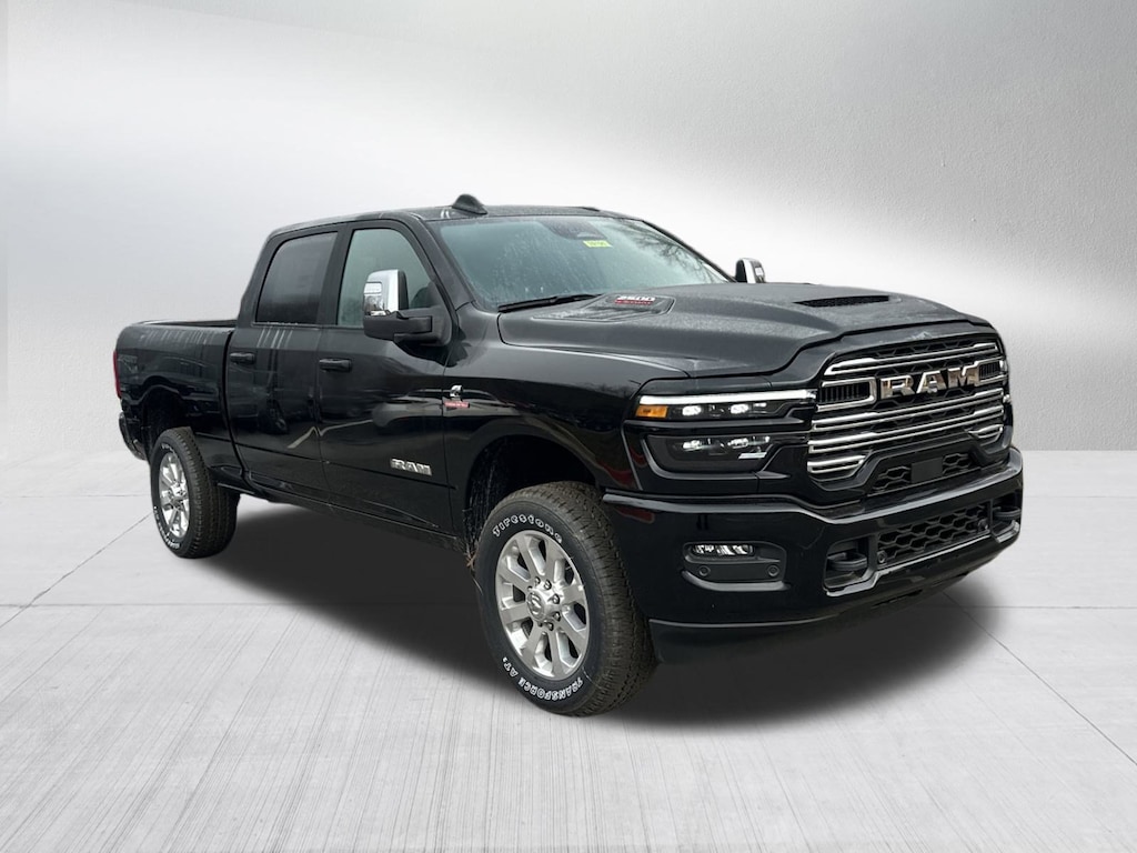 New 2026 Ram 2500 LARAMIE CREW CAB 4X4 6'4 BOX Pickup