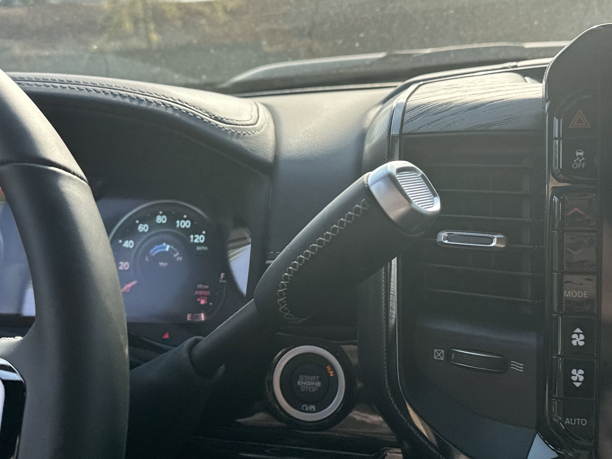 2025 RAM 2500 Limited - Photo 27