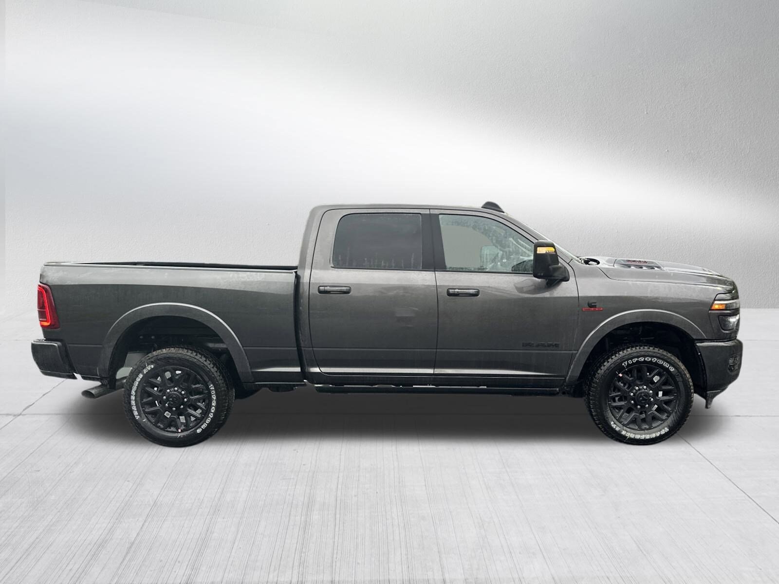 2025 Ram 2500 Limited photo 4