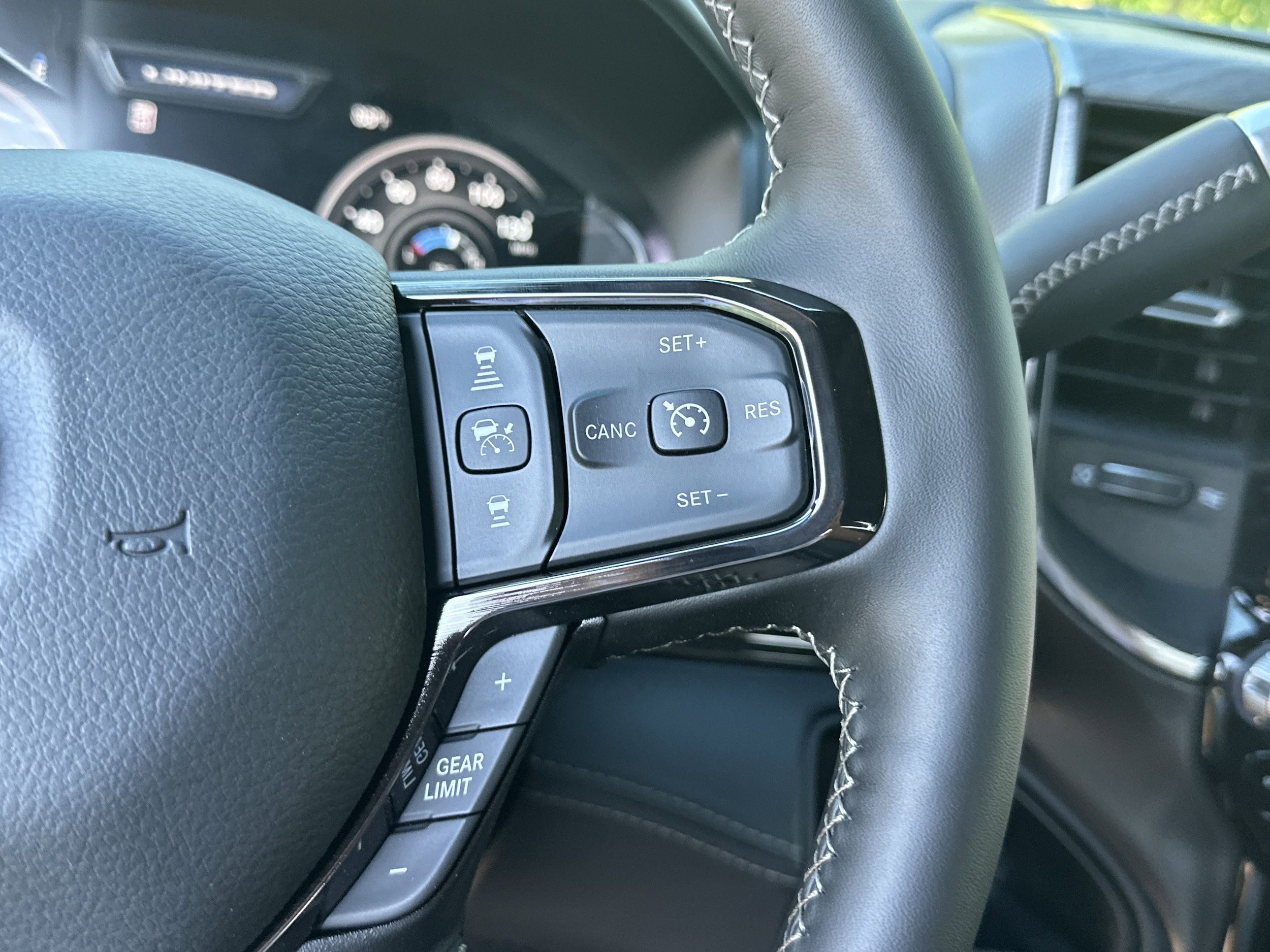 2026 RAM 2500 Limited - Photo 23