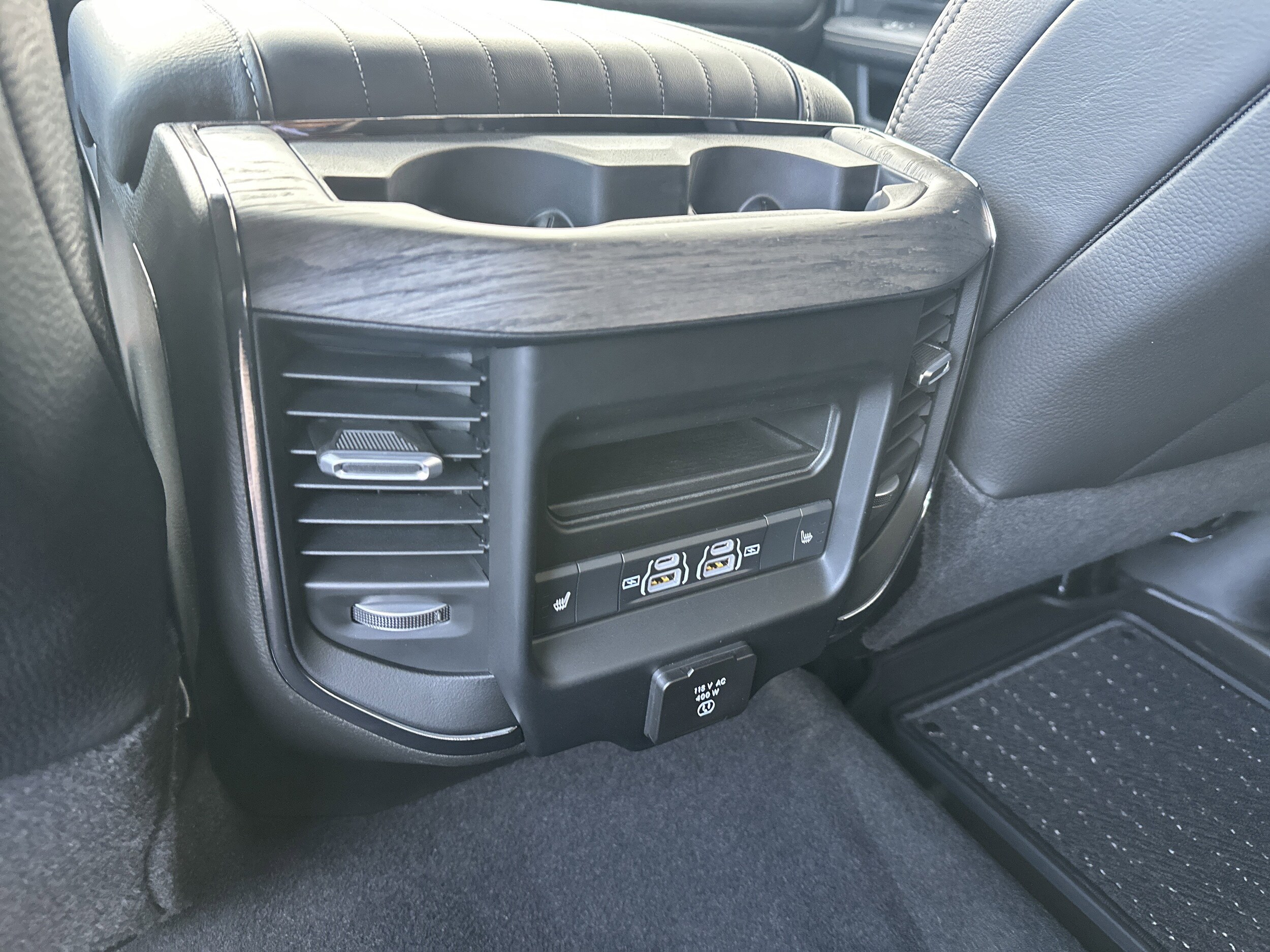 2025 RAM 2500 Limited - Photo 25