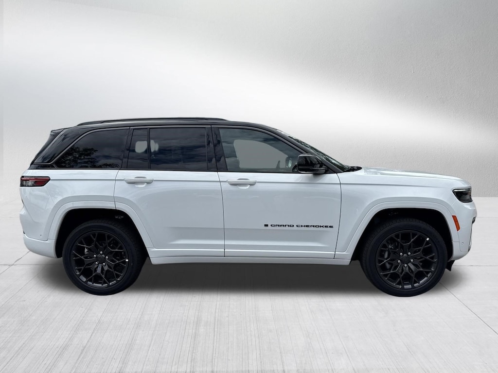 New 2026 Jeep Grand Cherokee SUMMIT 4X4 Sport Utility