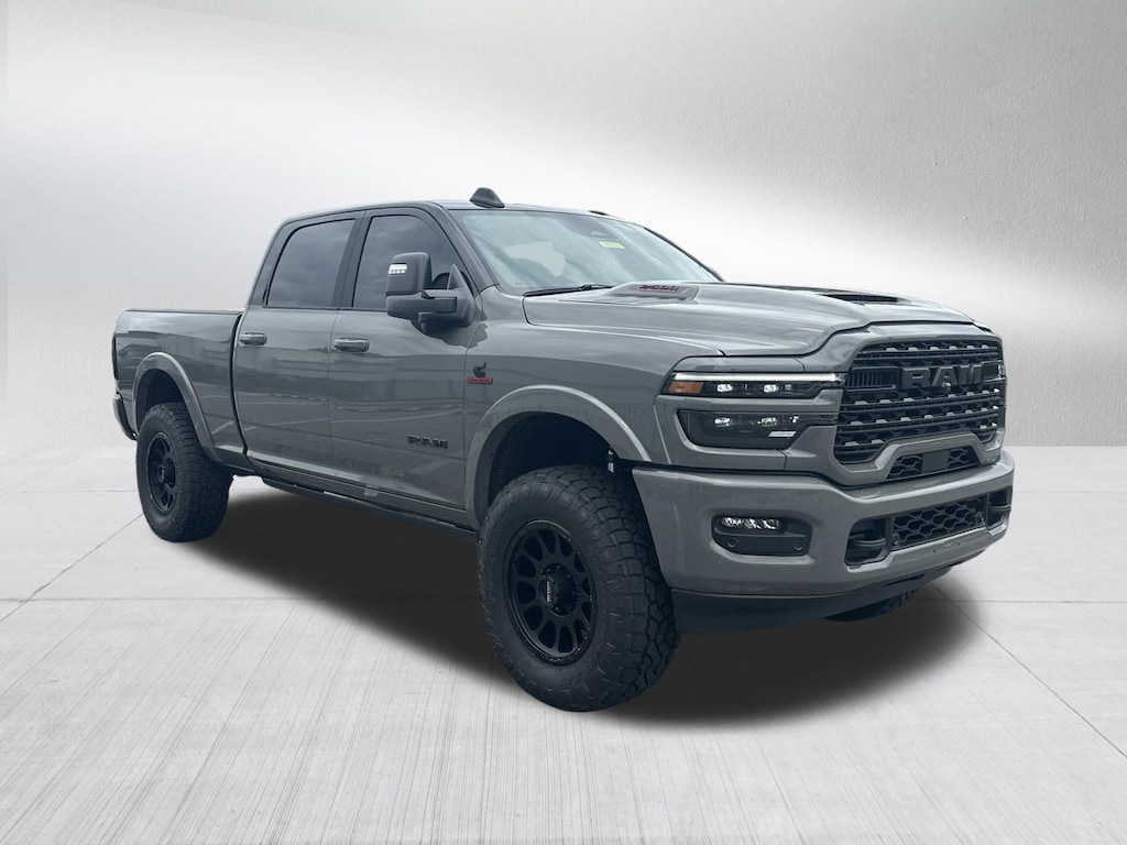 New 2026 Ram 2500 LIMITED CREW CAB 4X4 6'4 BOX Pickup