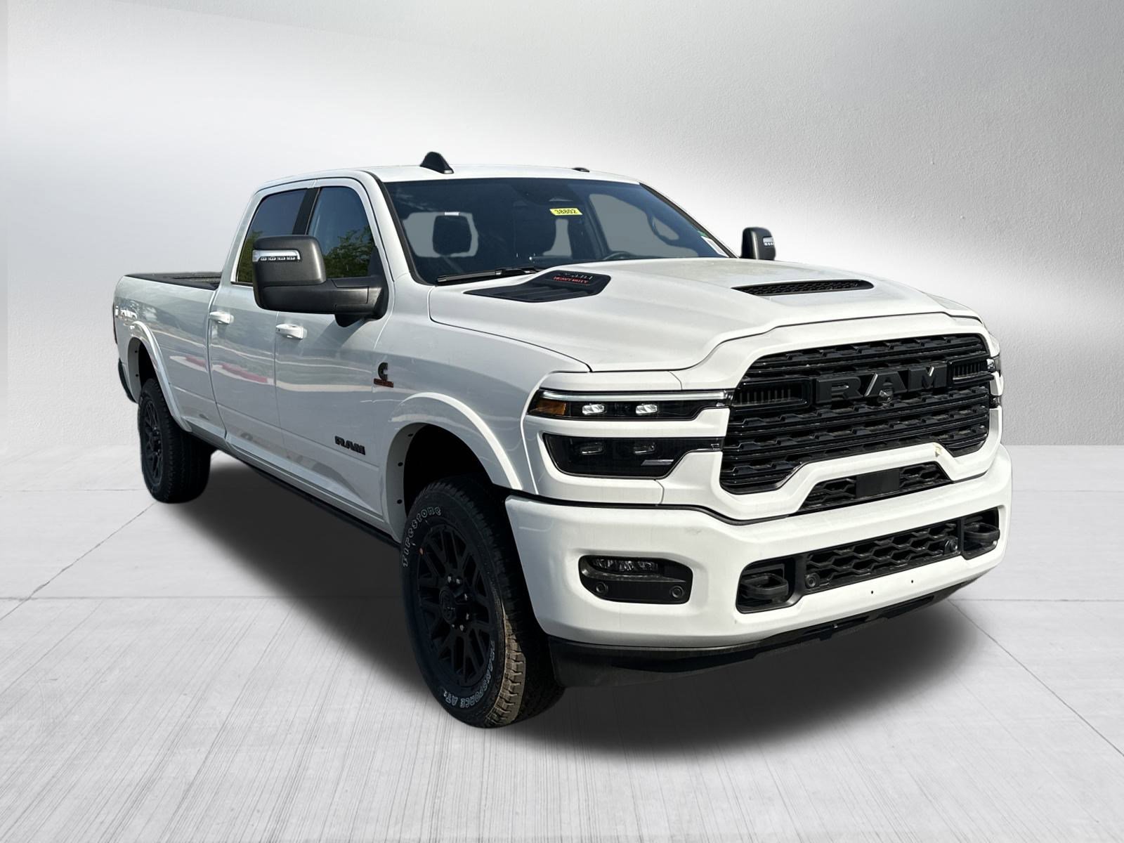 2025 Ram 2500 Limited photo 3