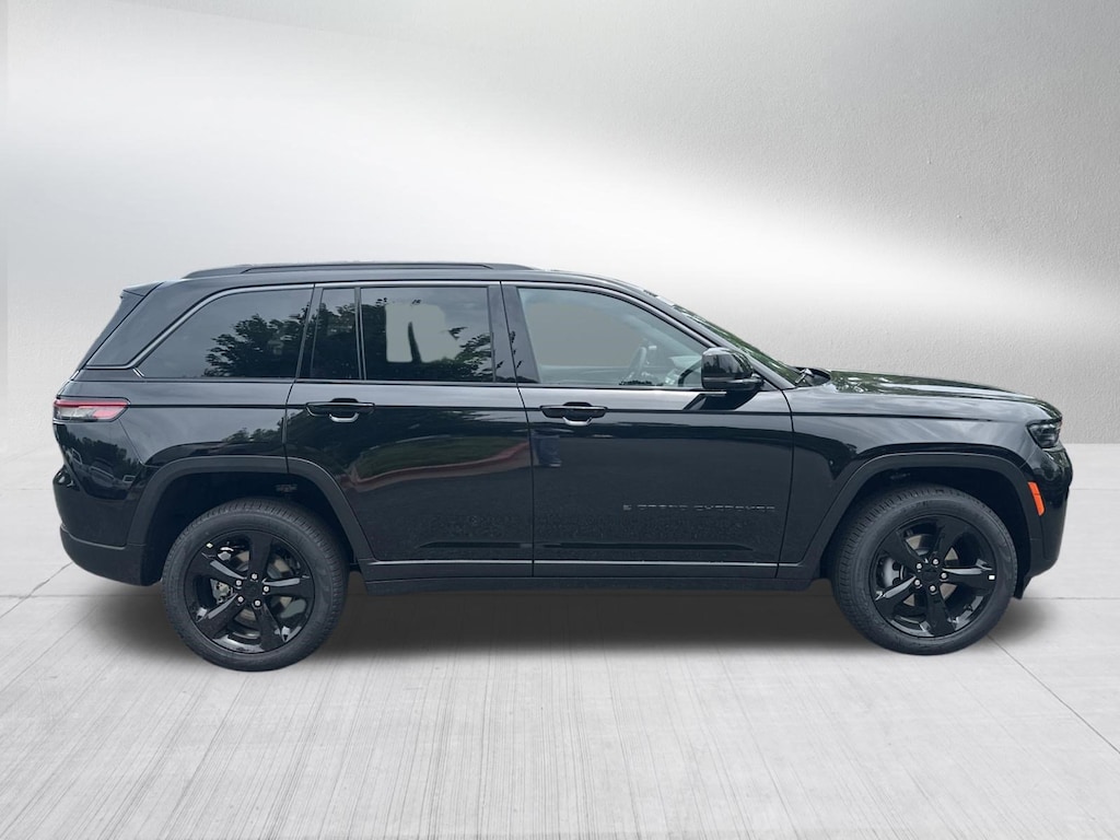 New 2026 Jeep Grand Cherokee LIMITED 4X4 Sport Utility