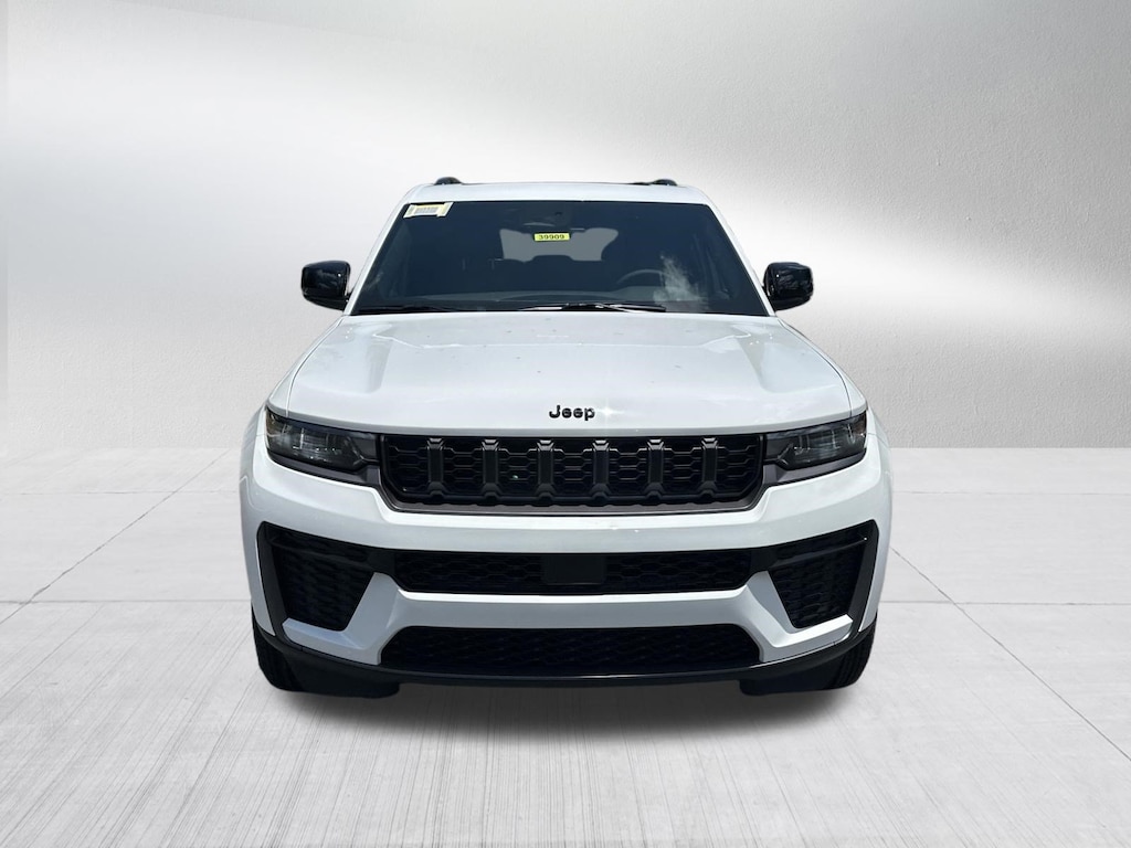 New 2026 Jeep Grand Cherokee LAREDO ALTITUDE 4X2 Sport Utility