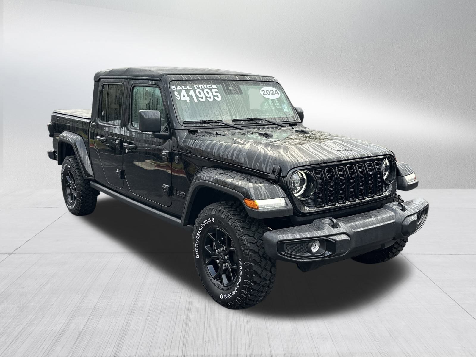 2024 Jeep Gladiator Sport photo 3