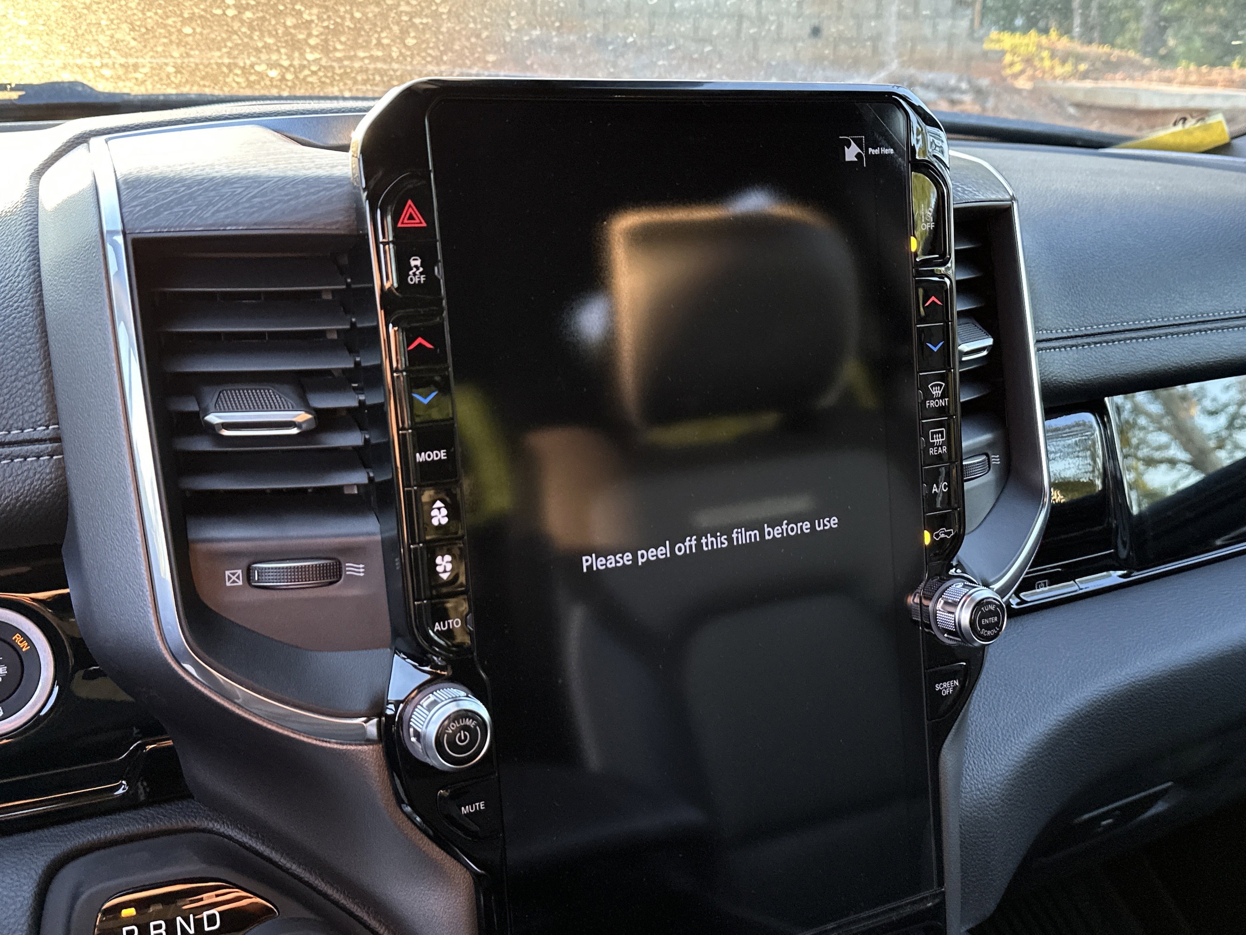 2026 RAM 1500 Laramie - Photo 23