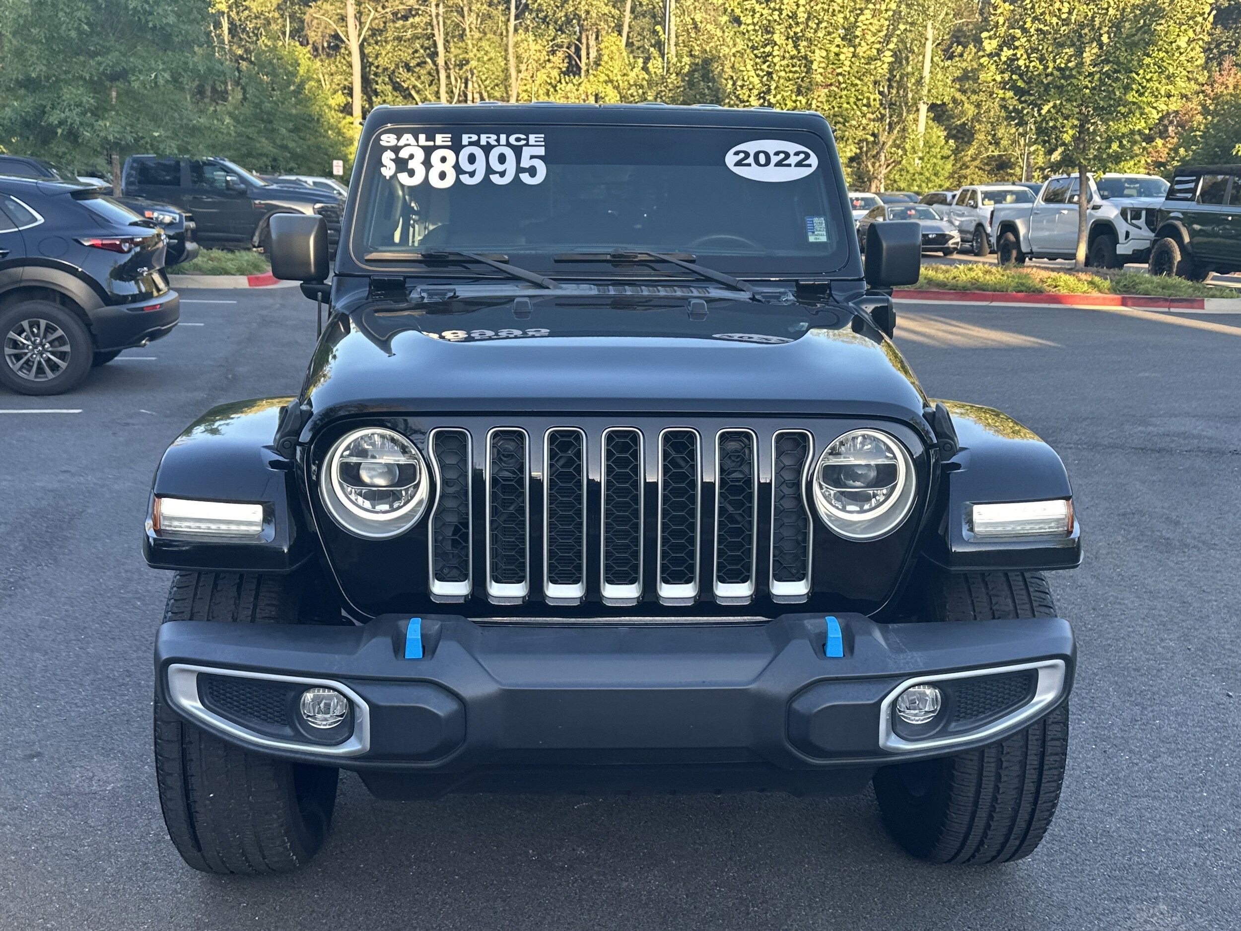 2022 Jeep Wrangler Unlimited 4xe Sahara photo 2