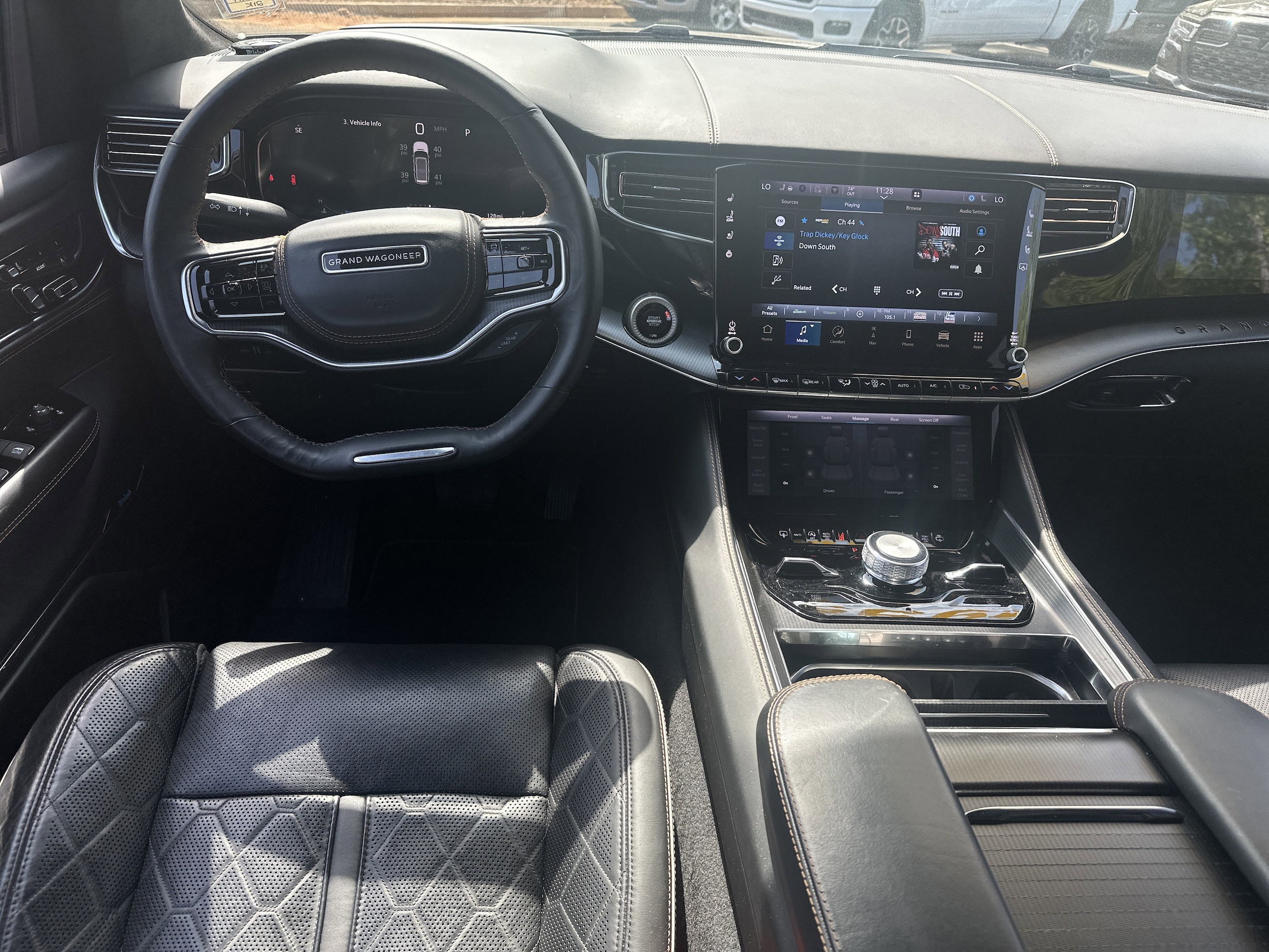 2024 Jeep Grand Wagoneer Series III - Photo 21