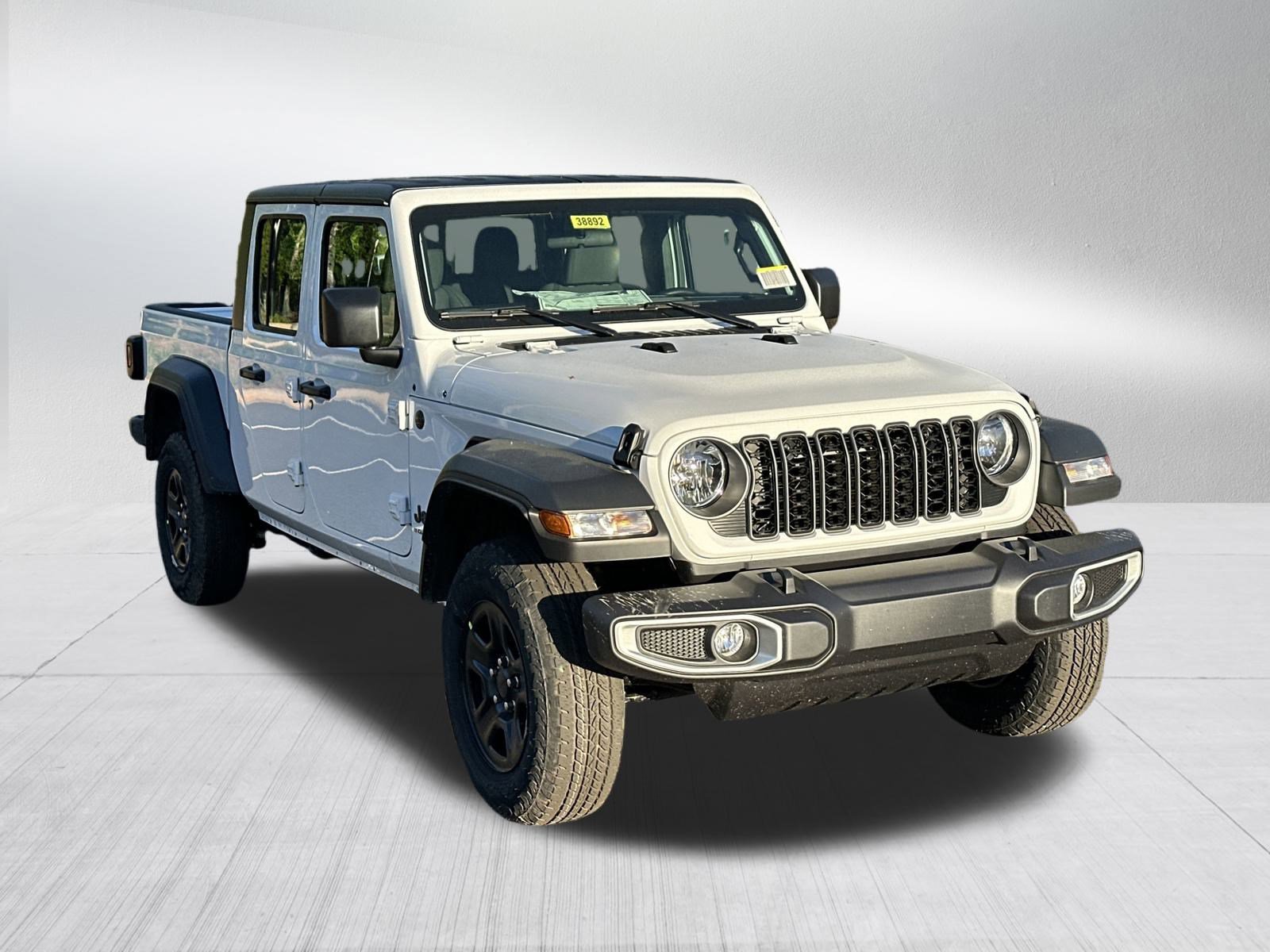 2025 Jeep Gladiator Sport photo 3