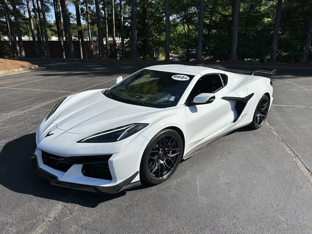 Used 2024 Chevrolet Corvette Stingray Z06 w/3LZ Coupe