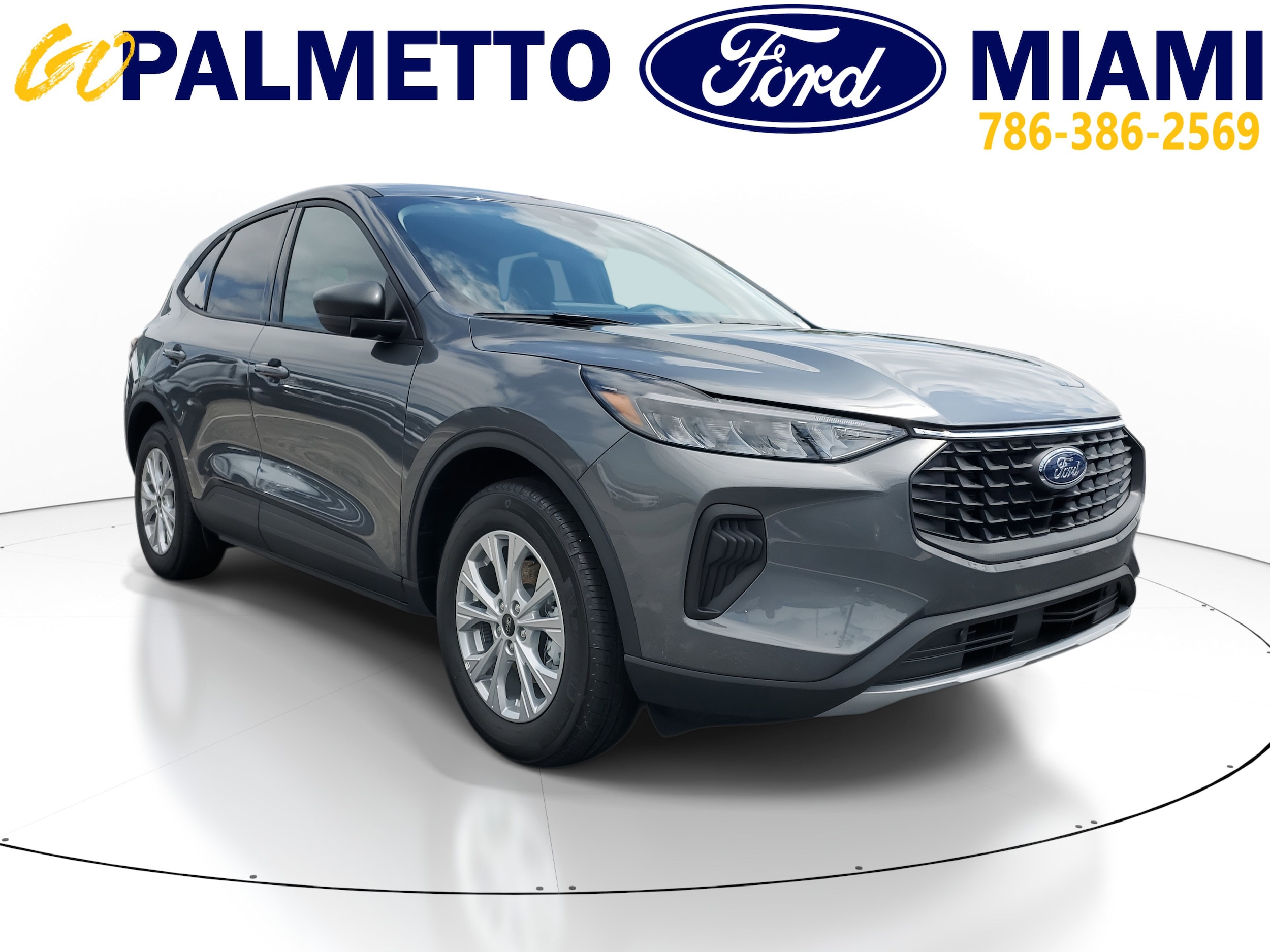 2025 Ford Escape LIVE 