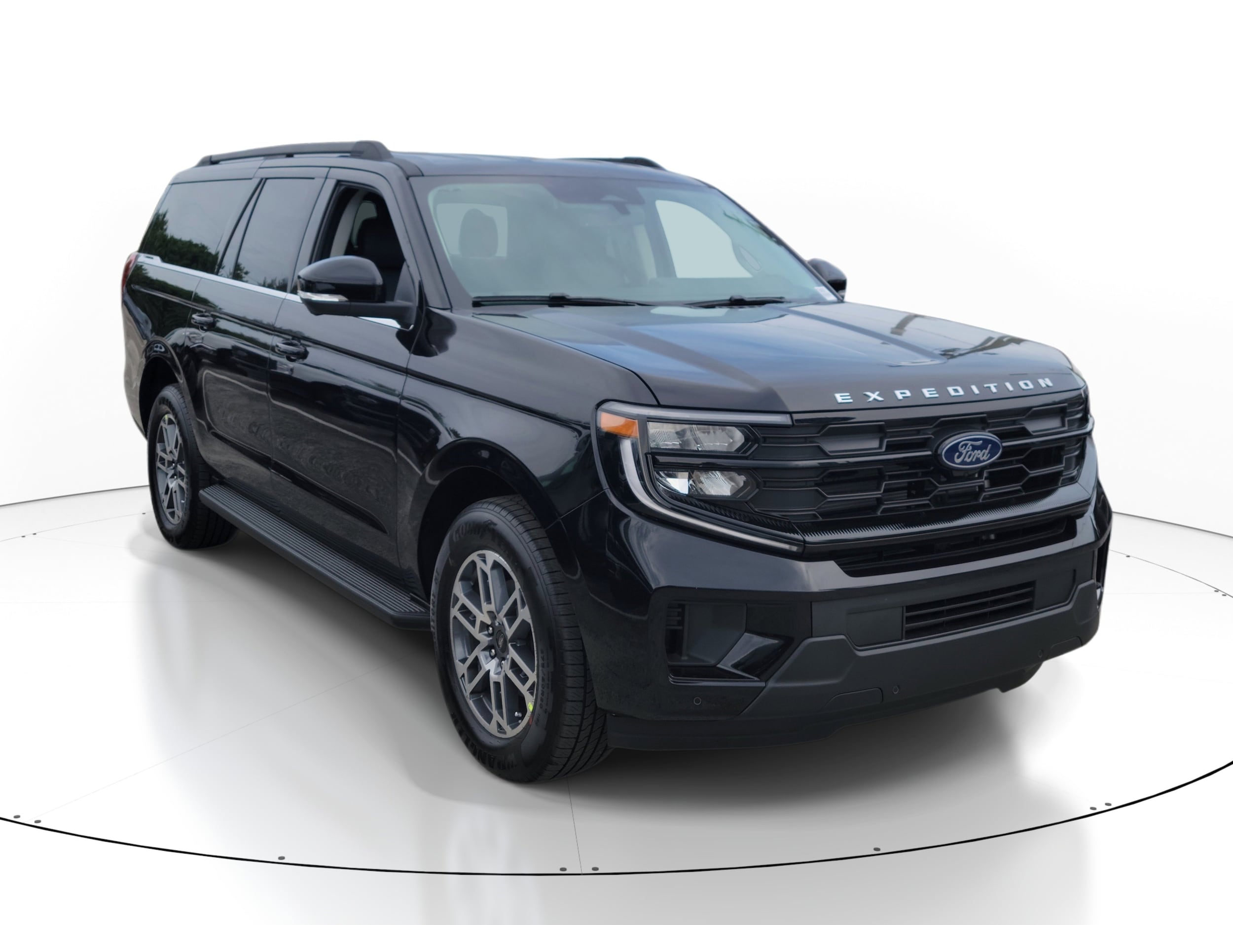 2026 Ford Expedition Active MAX's photo