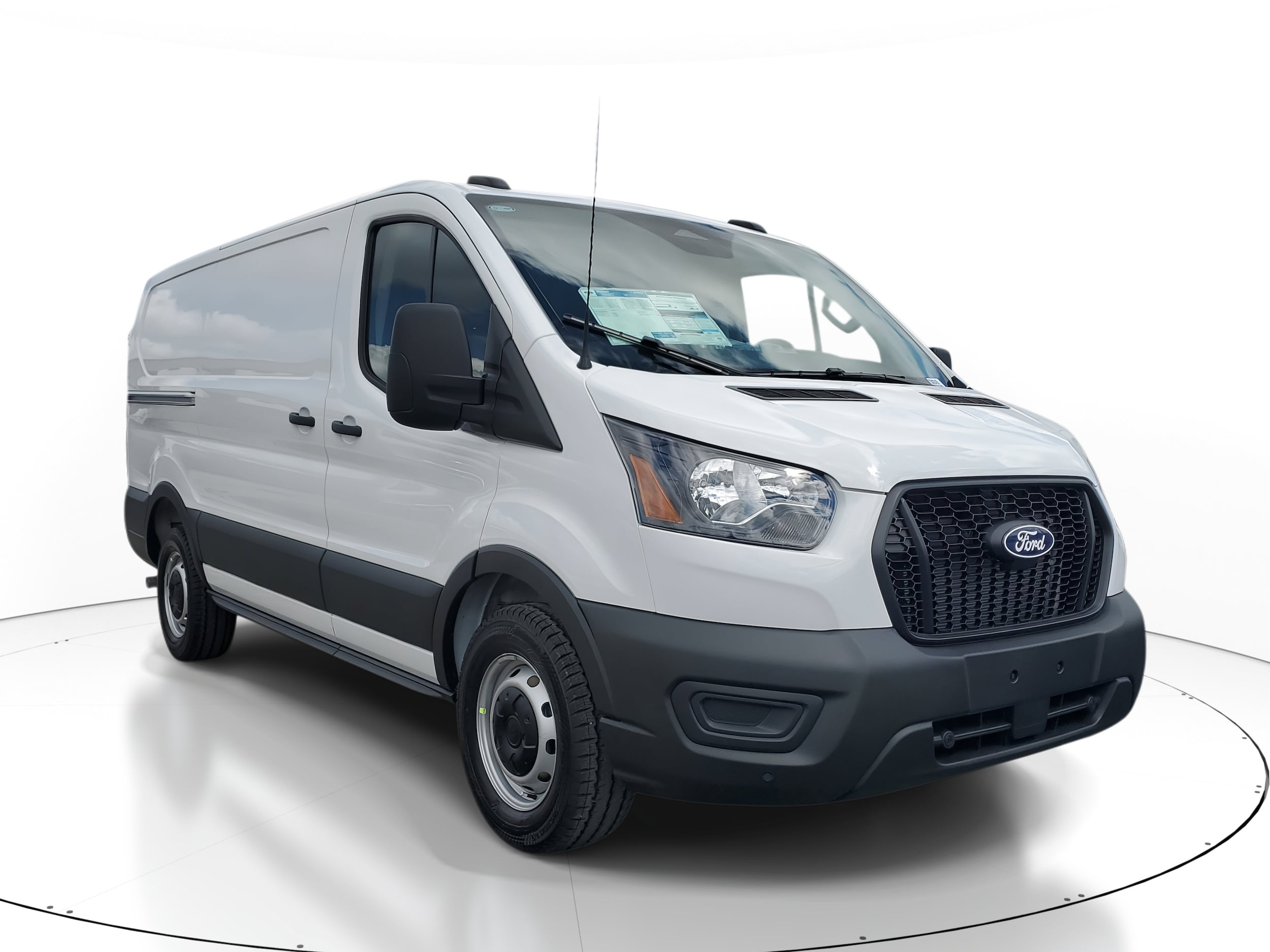 2026 Ford Transit Van Base's photo