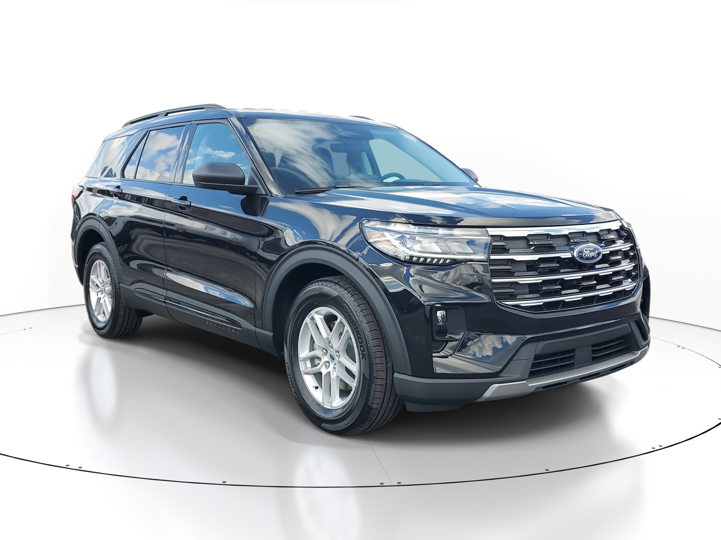 2026 Ford Explorer's photo