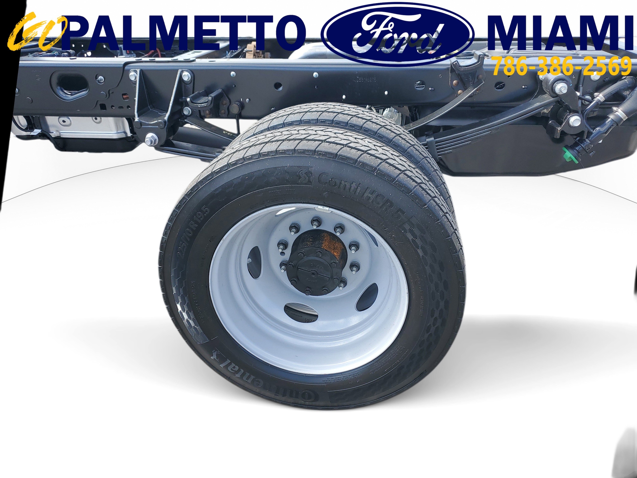 2026 Ford F-550 Super Duty Chassis Cab XL