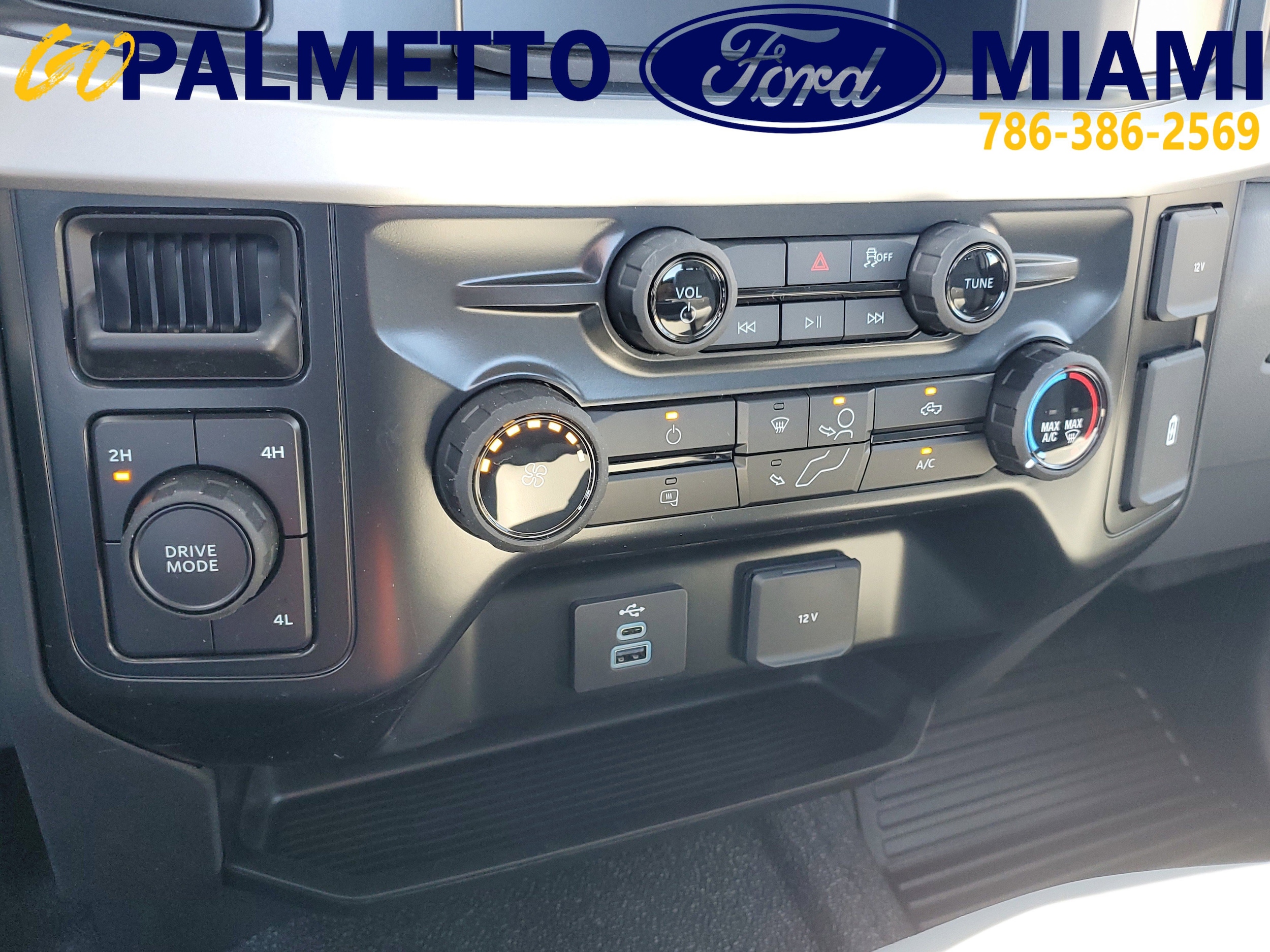 2026 Ford F-450 Super Duty Chassis Cab XL - Photo 17