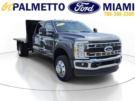 2023 Ford Super Duty F-450 DRW XLT 12' Flatbed Truck