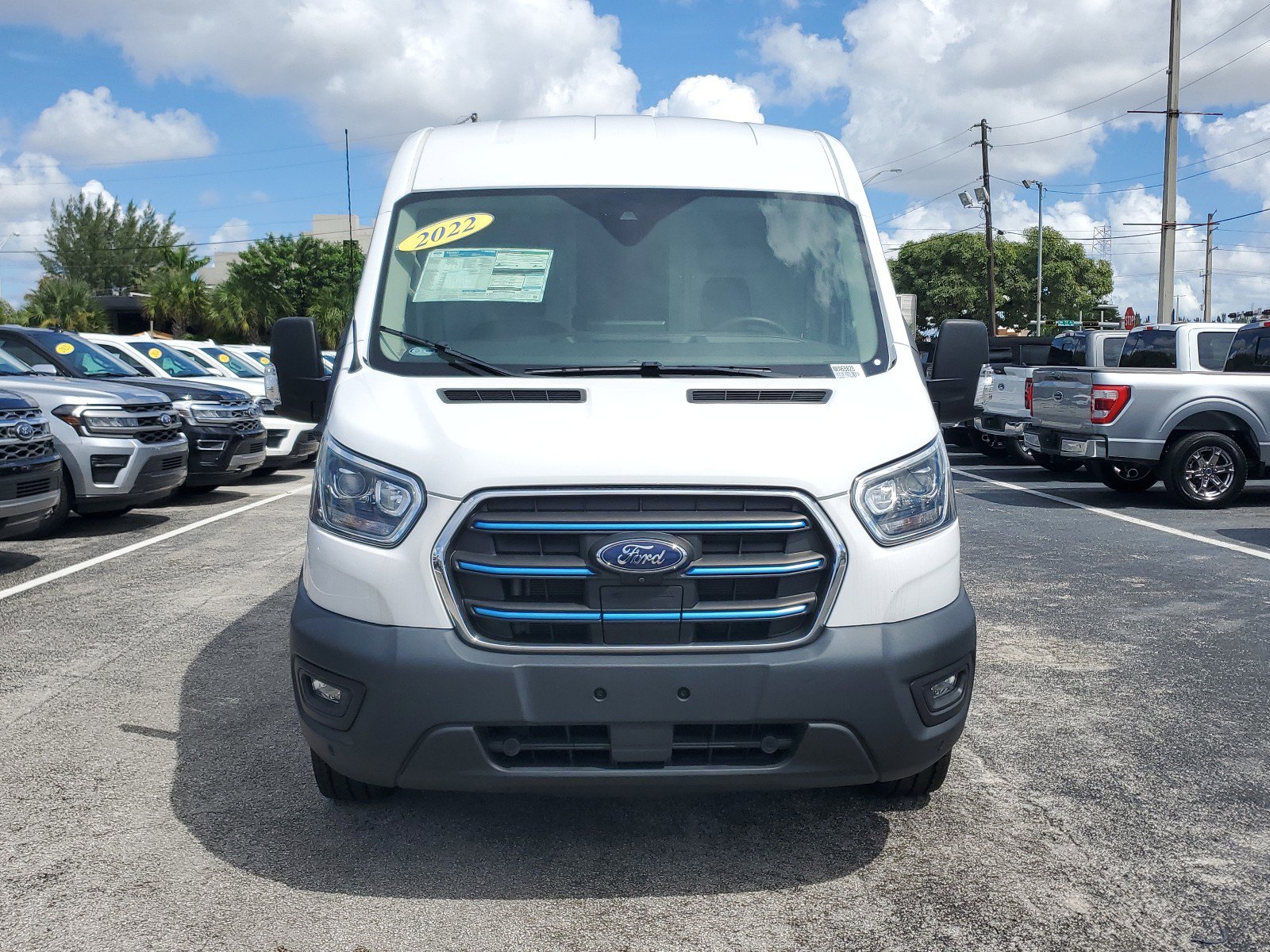 Used 2022 Ford Transit Van Base with VIN 1FTBW9CK1NKA68828 for sale in Miami, FL