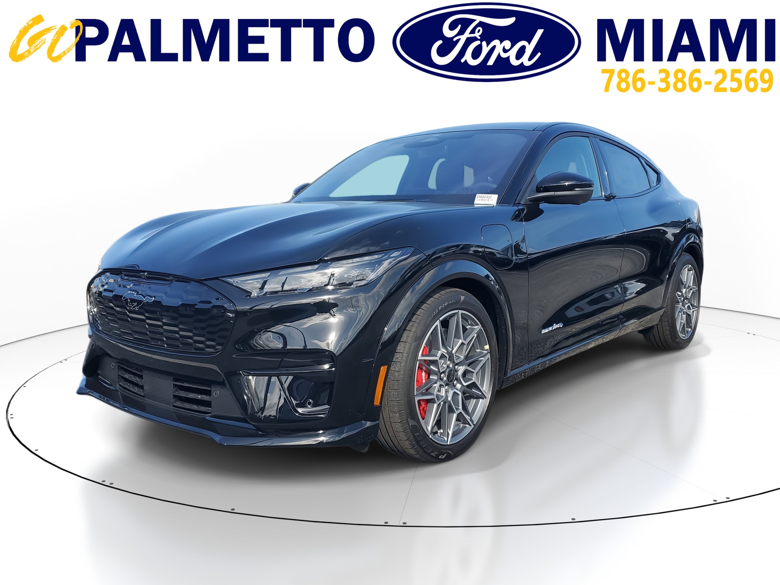 2025 Ford Mustang Mach-E GT - Photo 3
