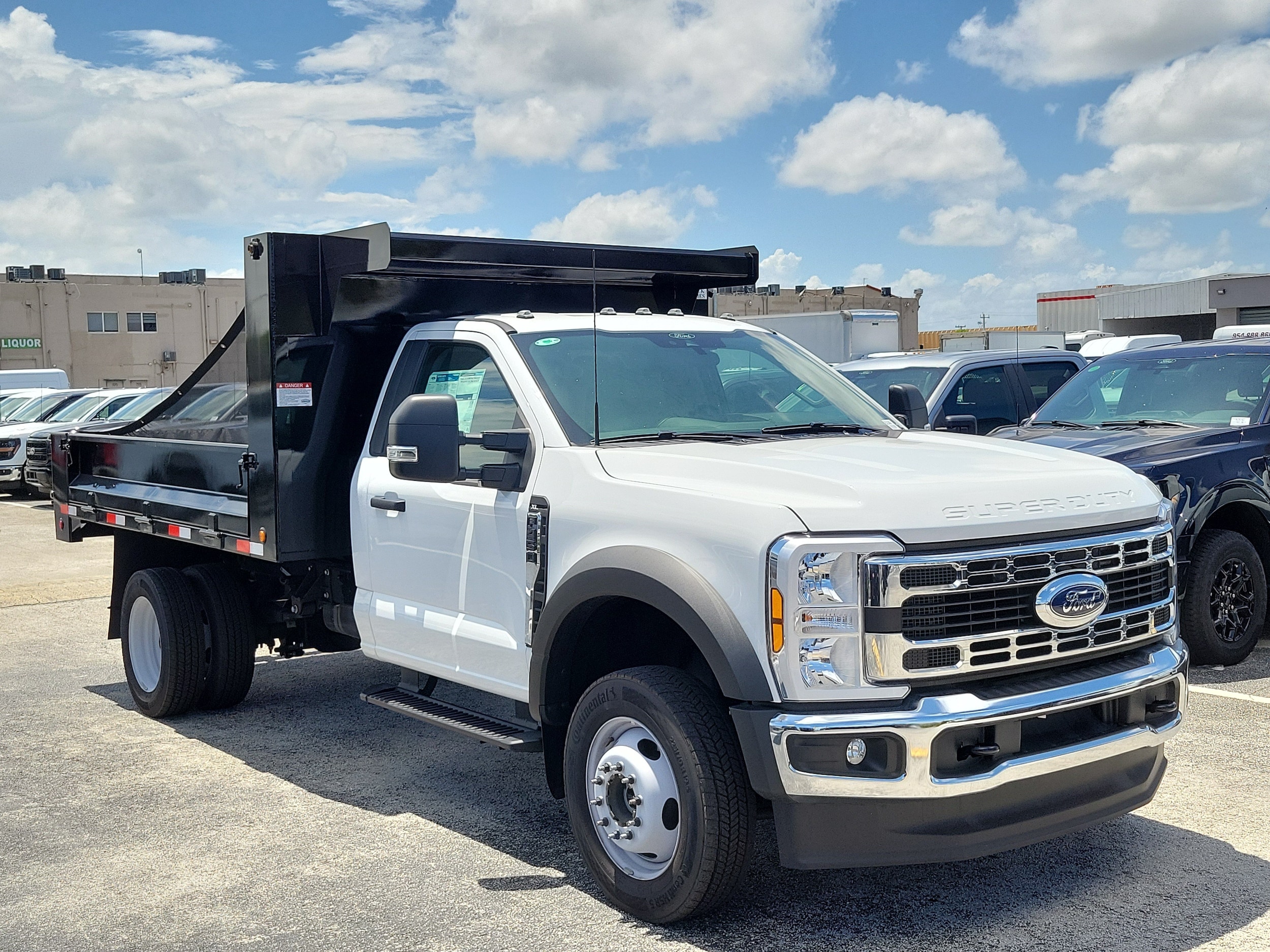 2024 Ford F-450 Chassis Dump Truck 