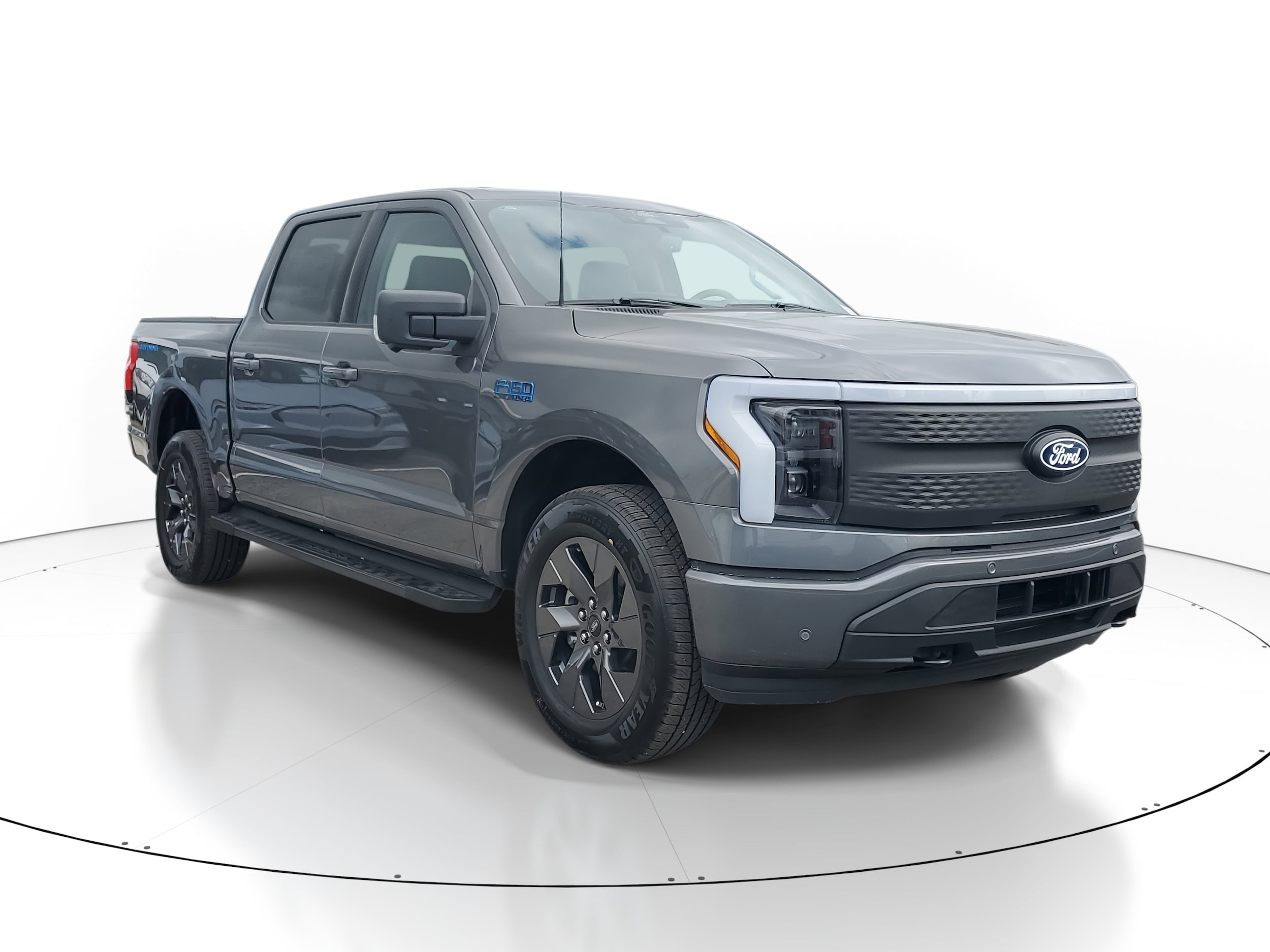 2025 Ford F-150 Lightning Flash's photo