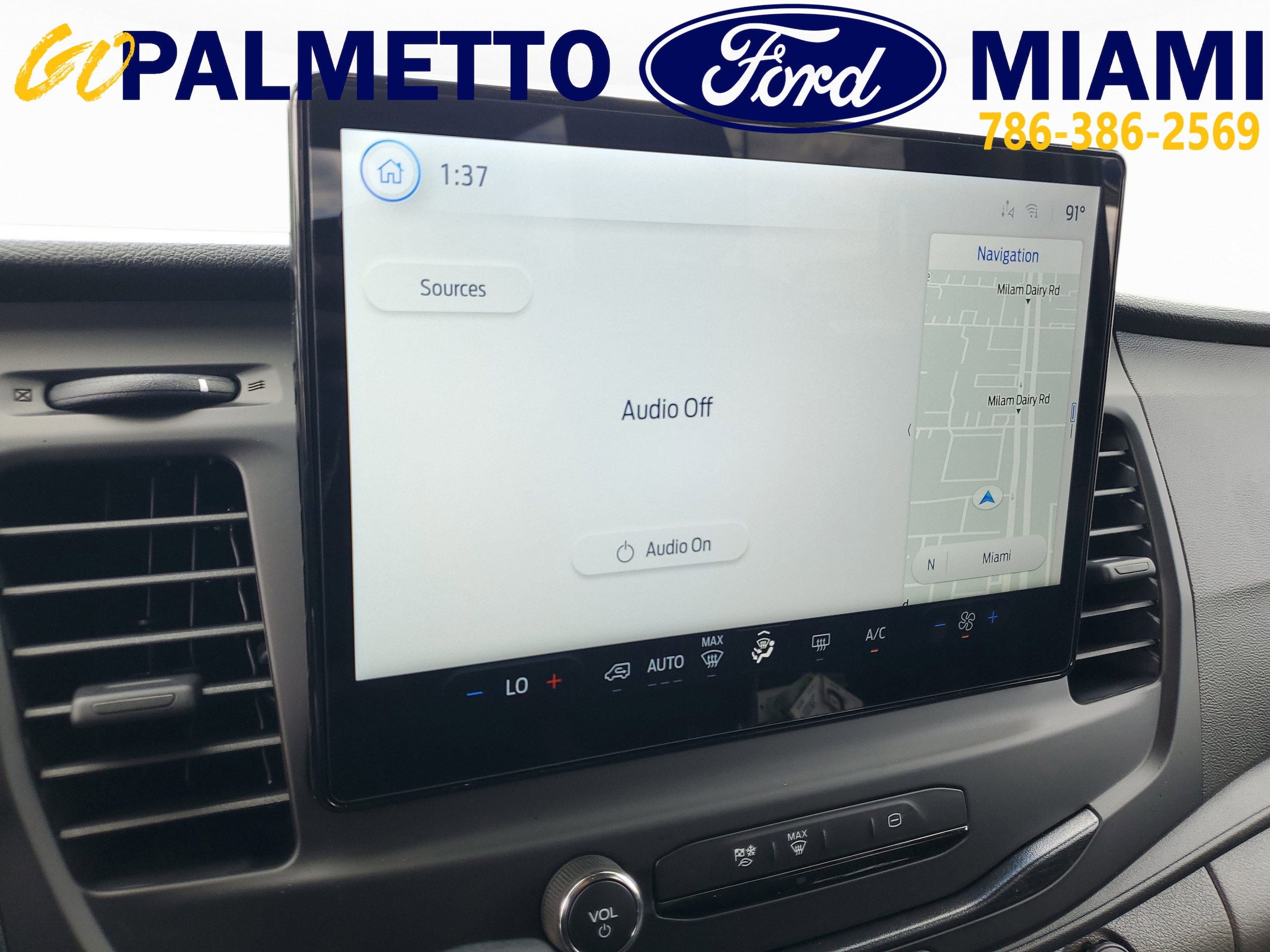 2025 Ford Transit Passenger Van XL - Photo 17