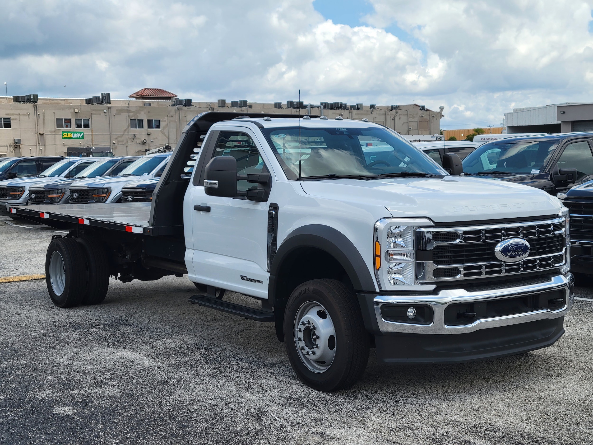 2024 Ford F-450 XL 4x4 Regular Cab 205-In DRW's photo