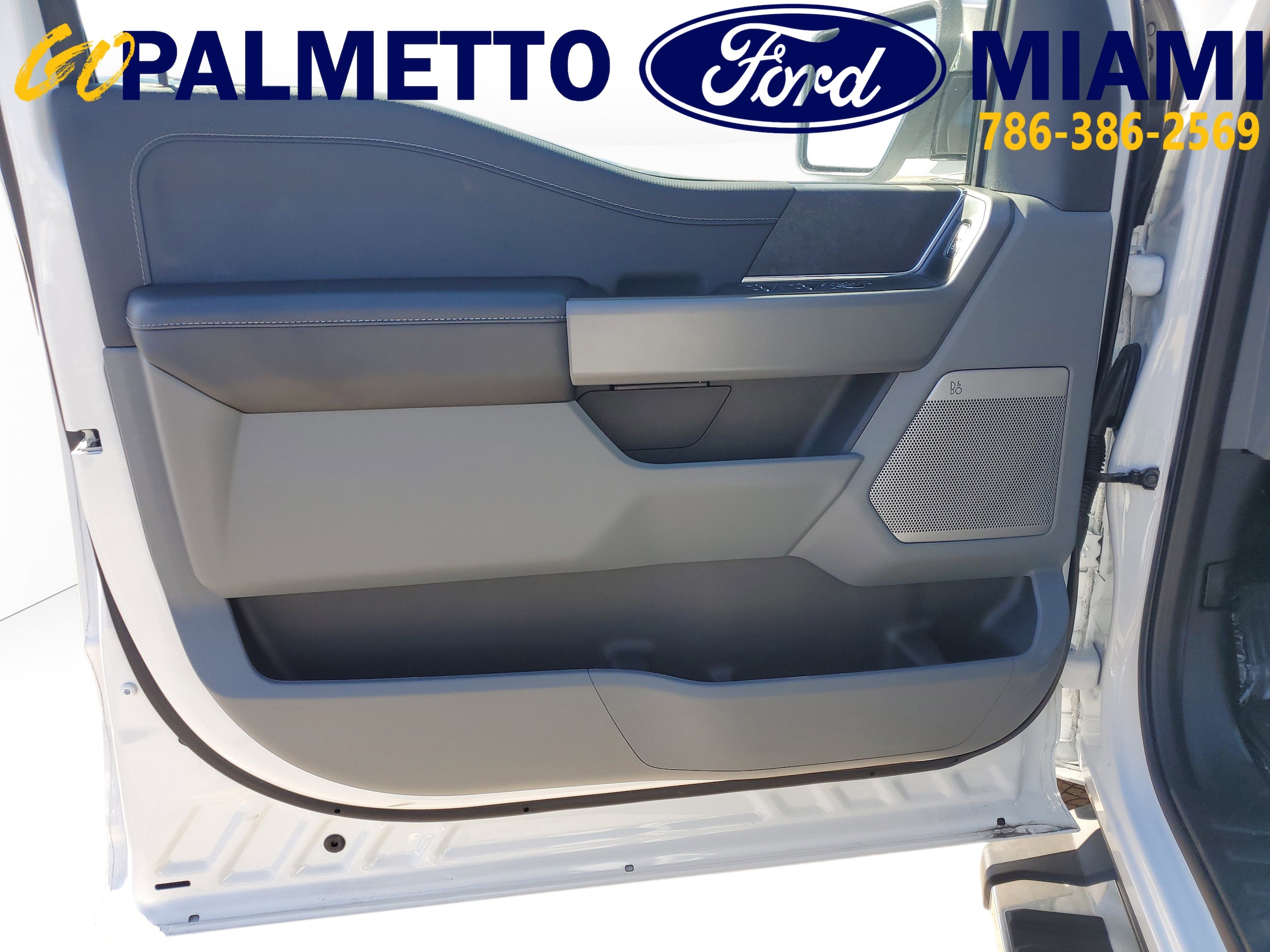 2025 Ford F-150 XLT - Photo 14