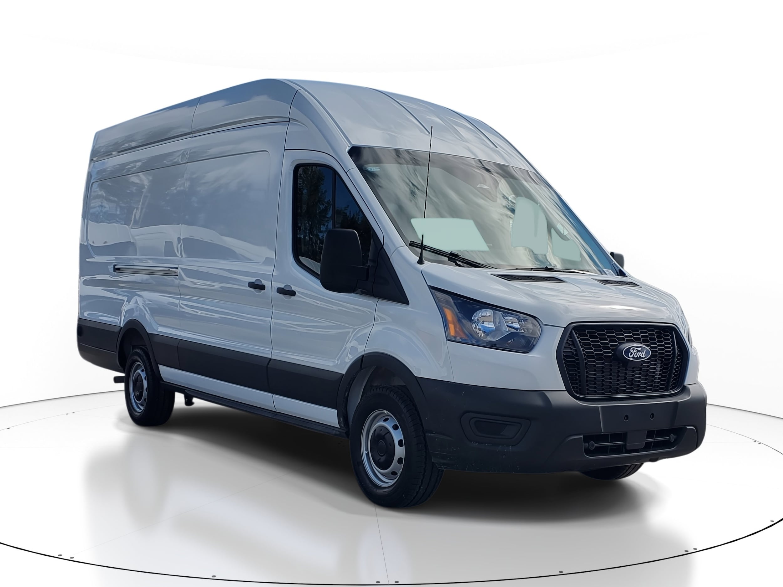 2026 Ford Transit Van Base's photo