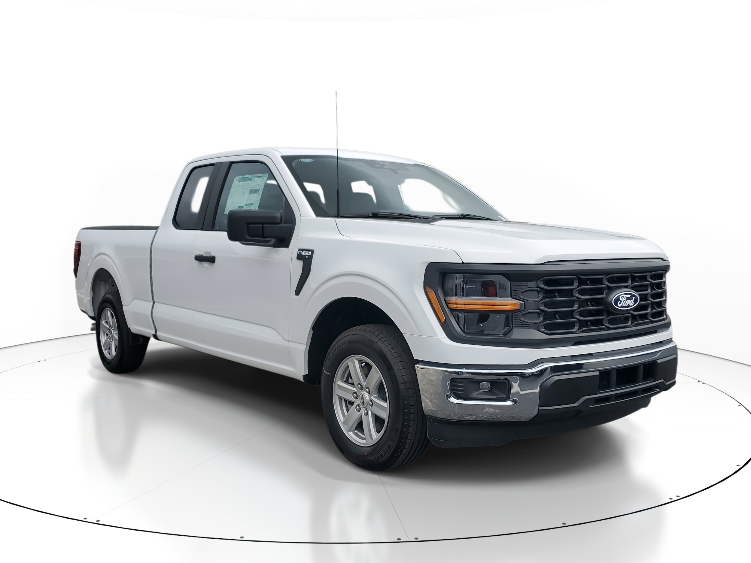 2026 Ford F-150 XL's photo