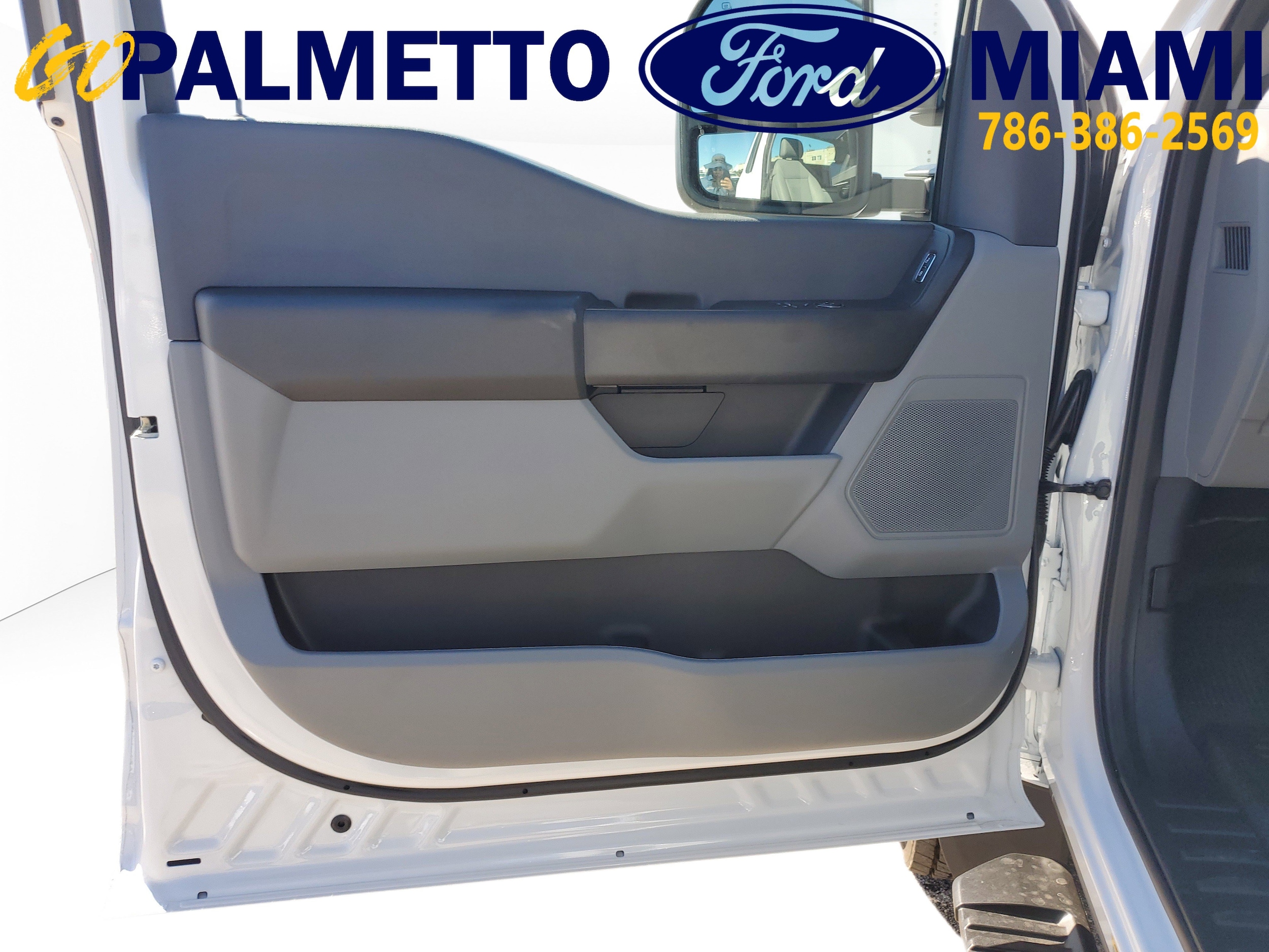 2026 Ford F-550 Super Duty Chassis Cab XL - Photo 10
