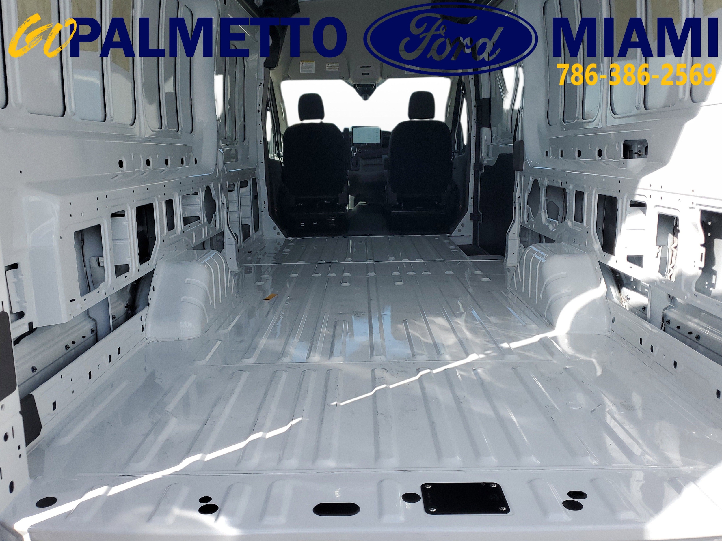 2026 Ford Transit Van Base - Photo 10