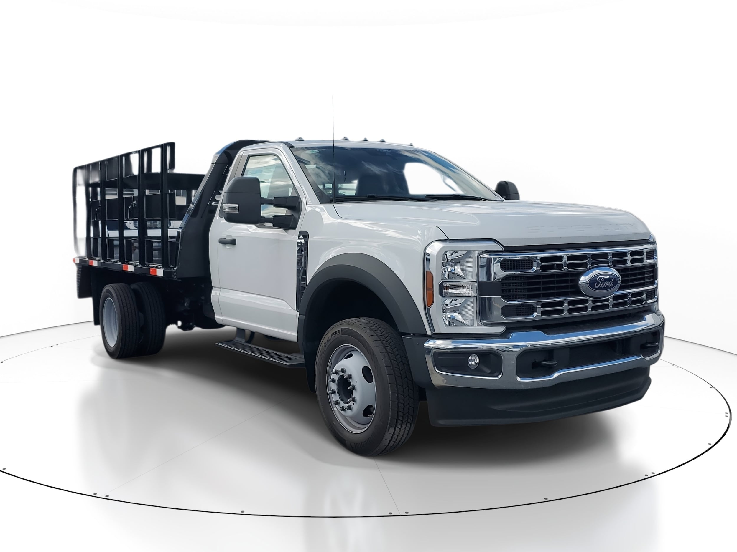 2024 Ford F-450 Super Duty Chassis Cab XL's photo