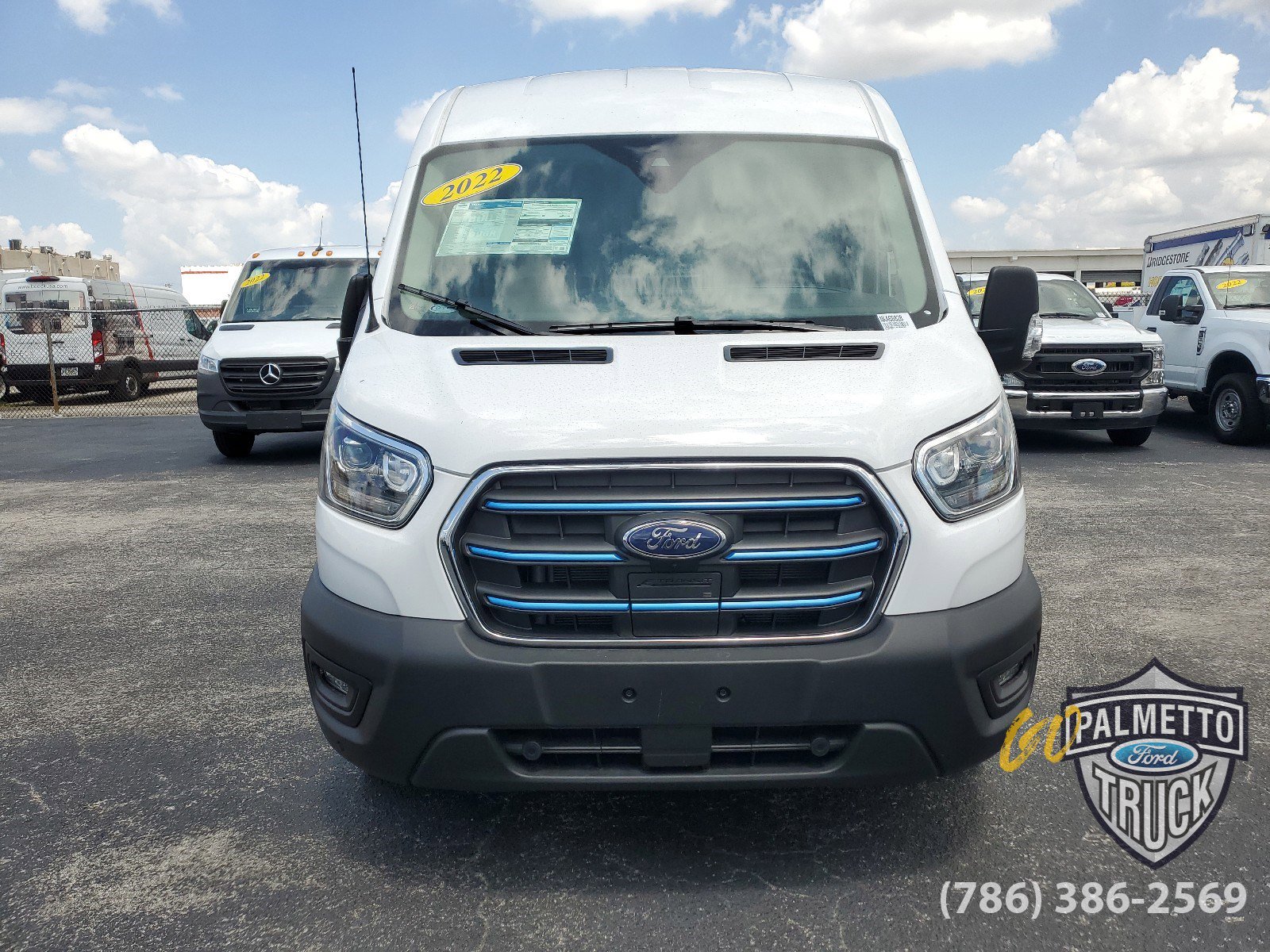 Used 2022 Ford Transit Van Base with VIN 1FTBW9CK1NKA68828 for sale in Miami, FL