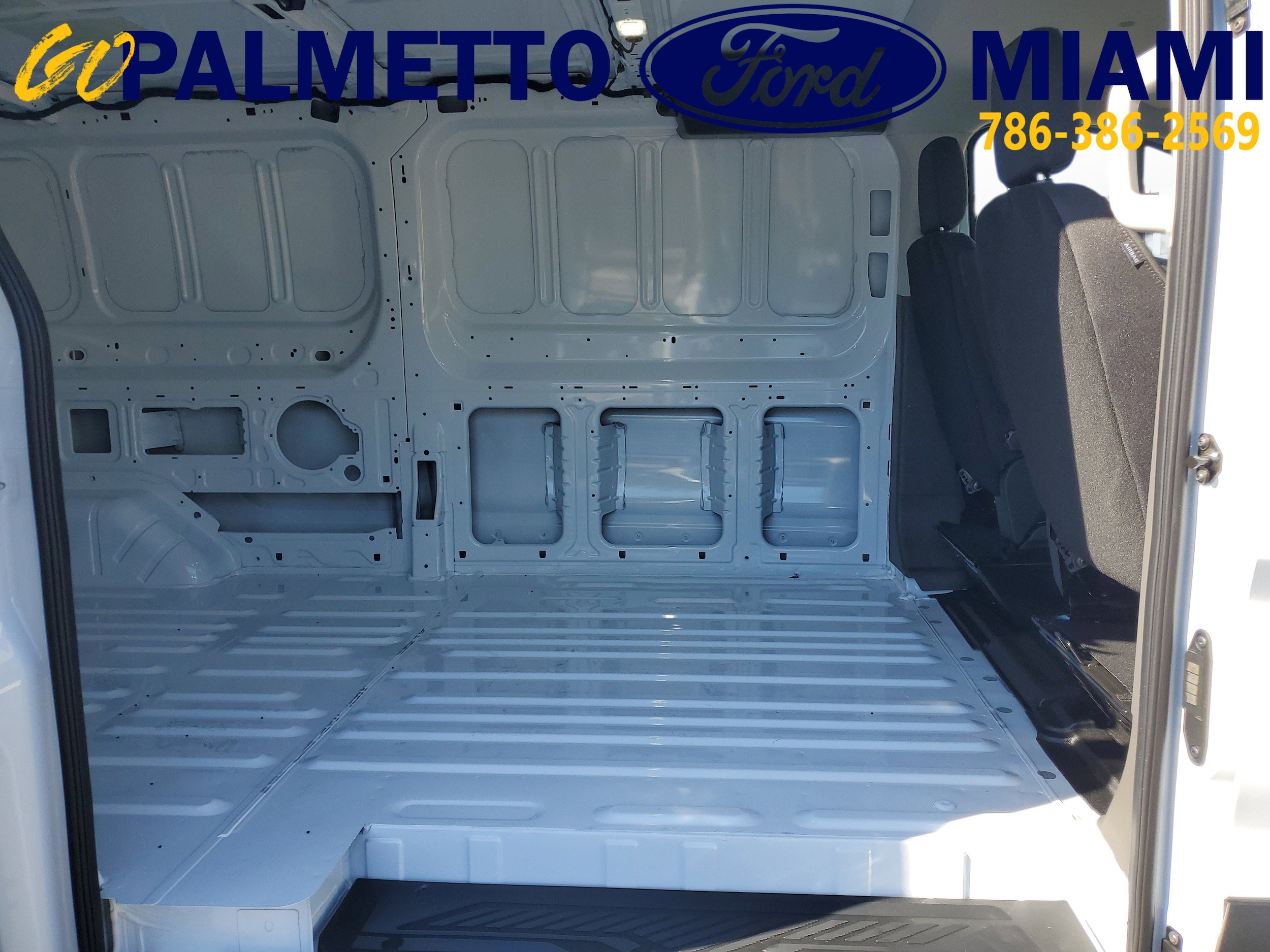 2026 Ford Transit Van Base - Photo 8