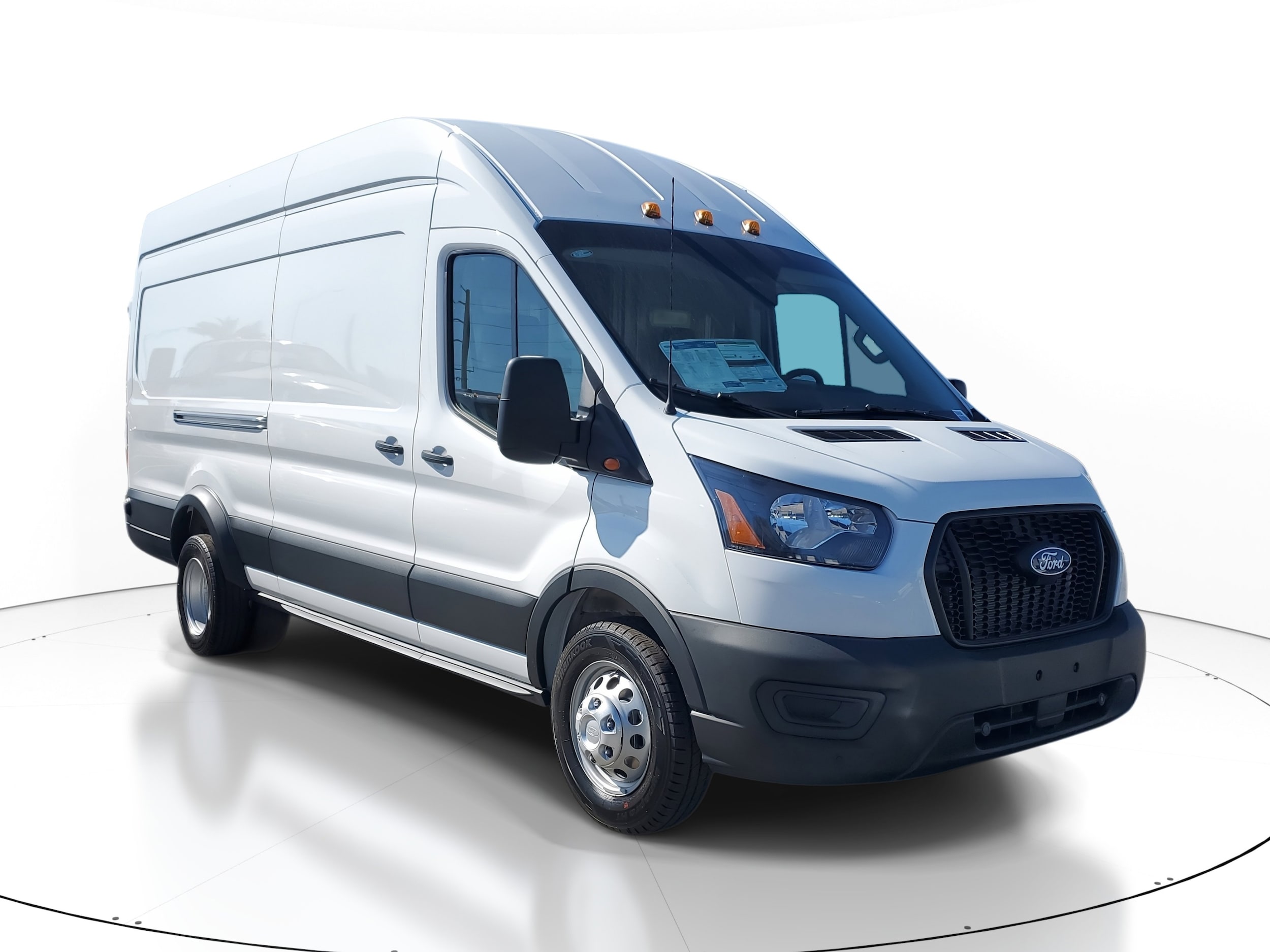 2026 Ford Transit Van Base's photo