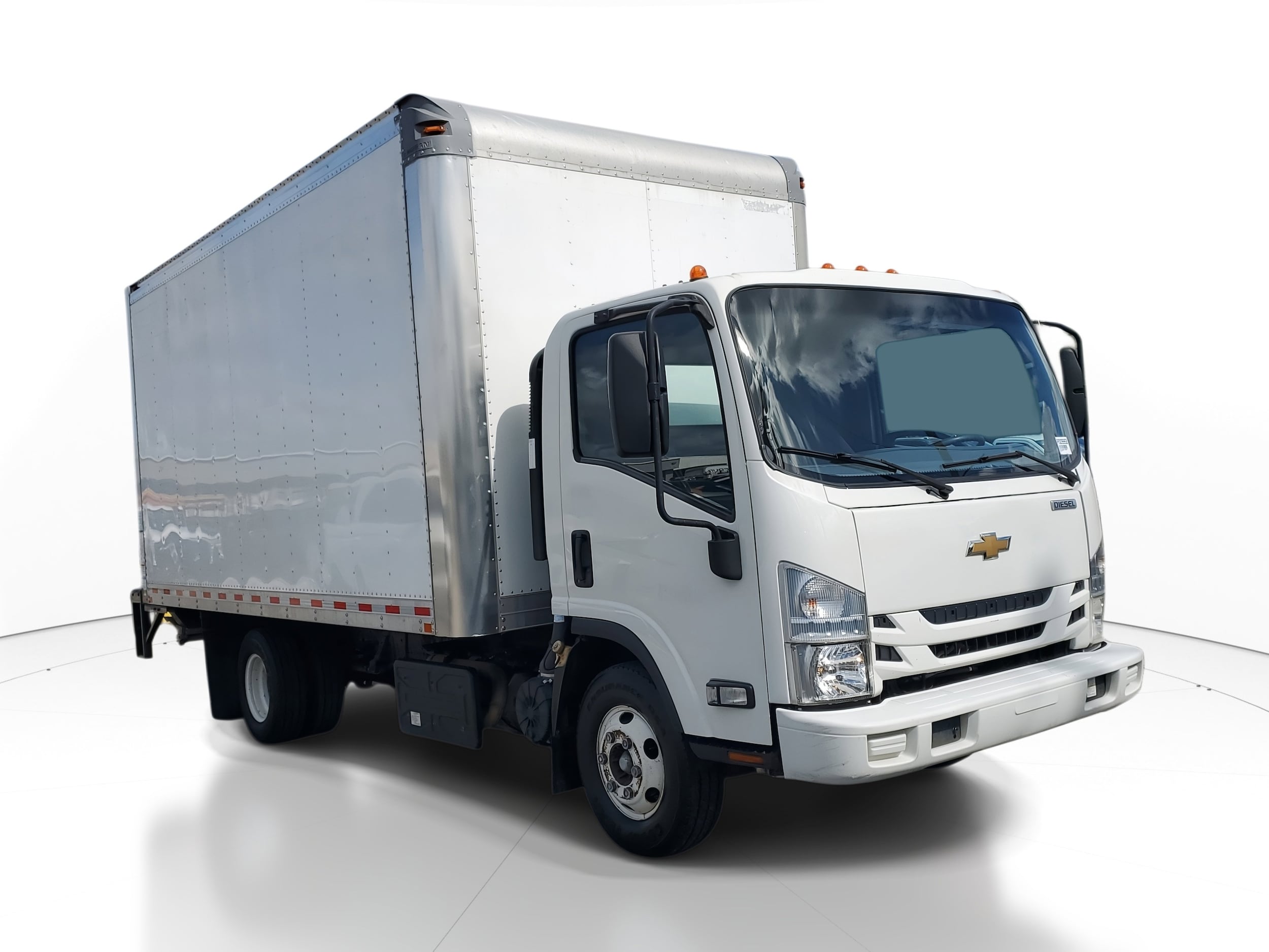 2020 Chevrolet Low Cab Forward Base's photo