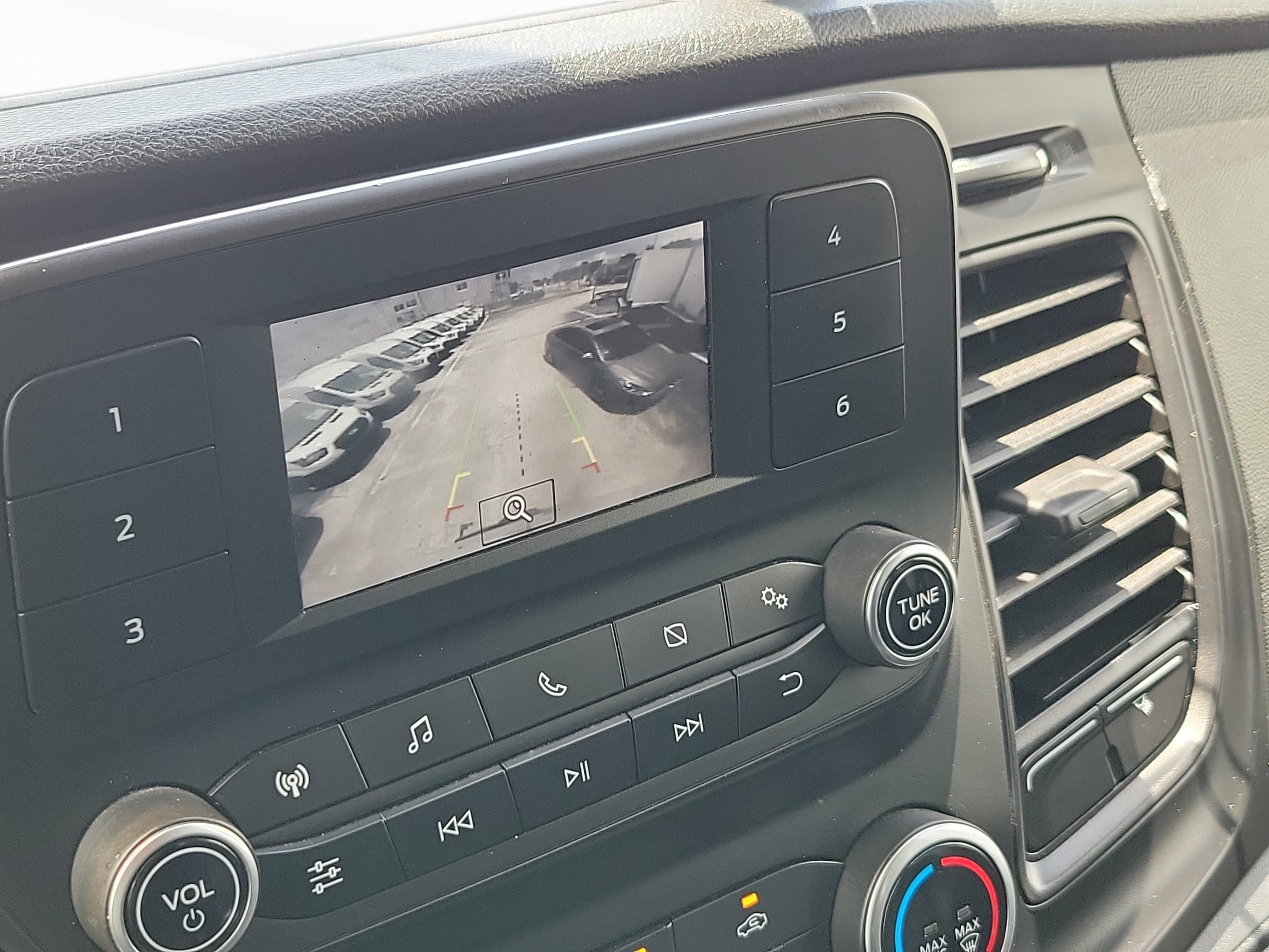 2021 Ford Transit Van Base - Photo 19