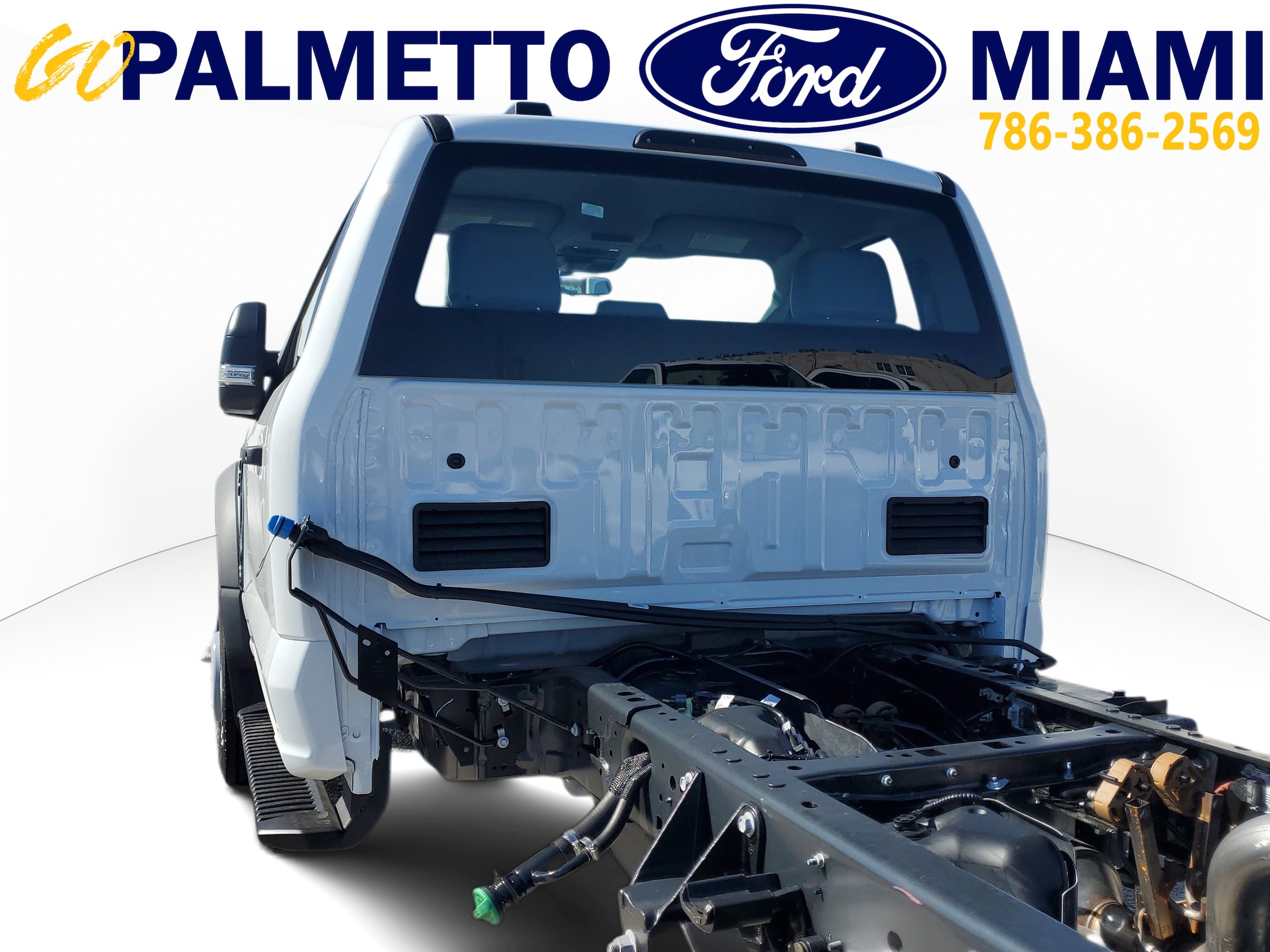 2026 Ford F-450 Super Duty Chassis Cab XL - Photo 5