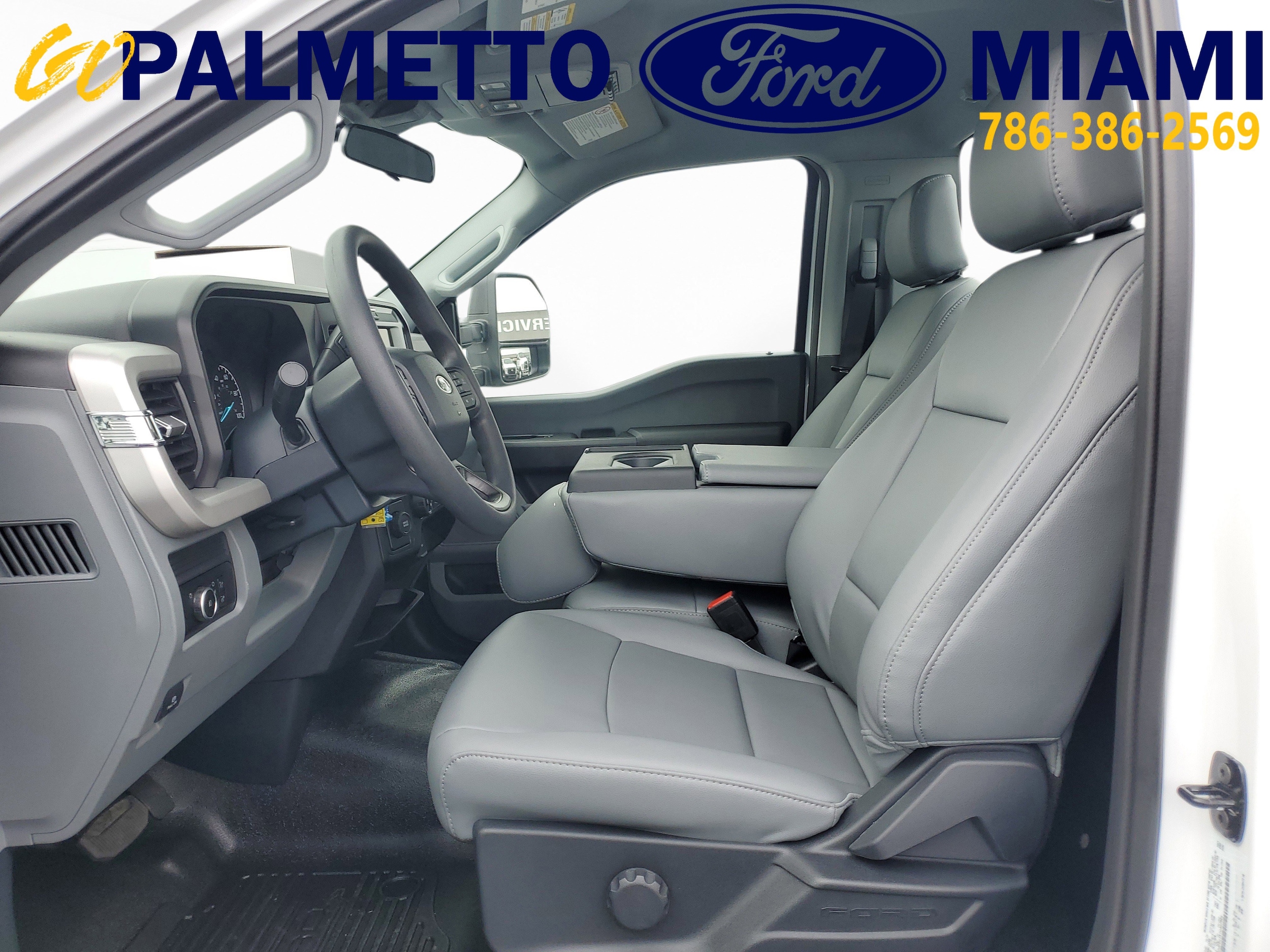 2026 Ford F-550 Super Duty Chassis Cab XL - Photo 9