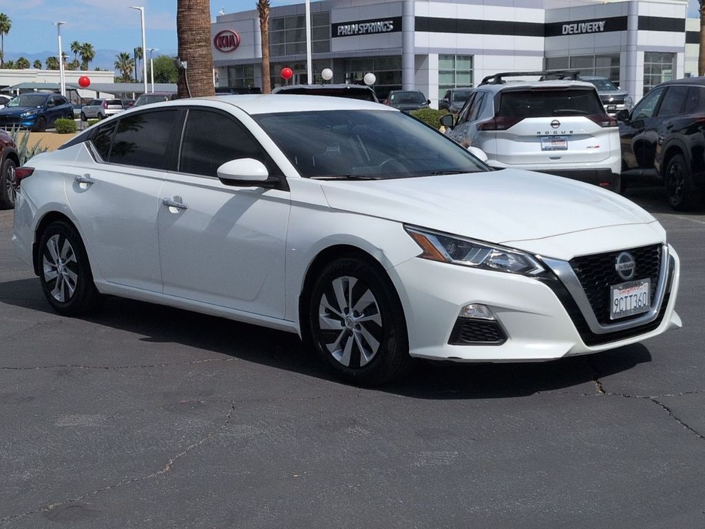 2020 Nissan Altima 2.5 S photo 5