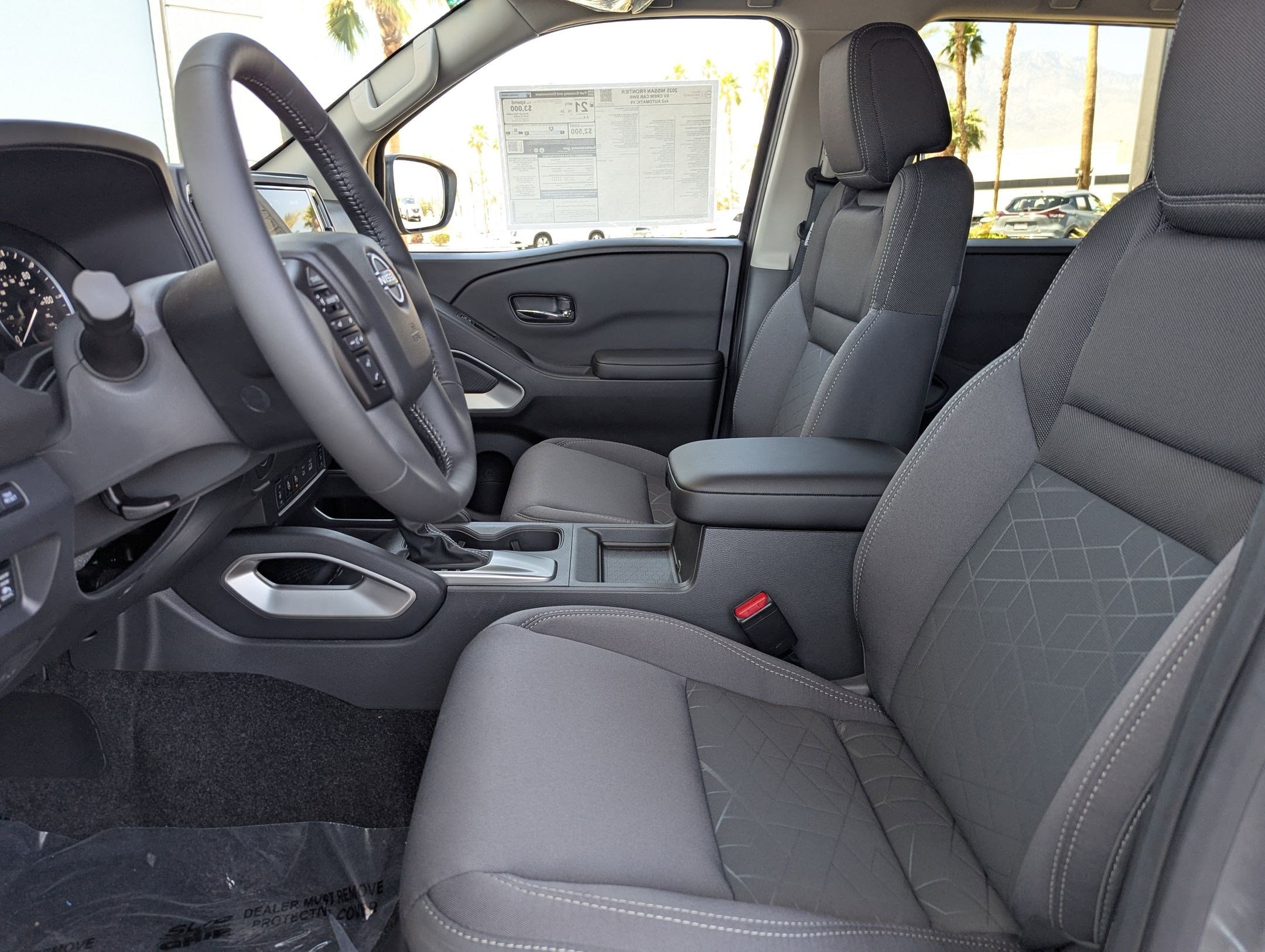 2025 Nissan Frontier SV - Photo 11