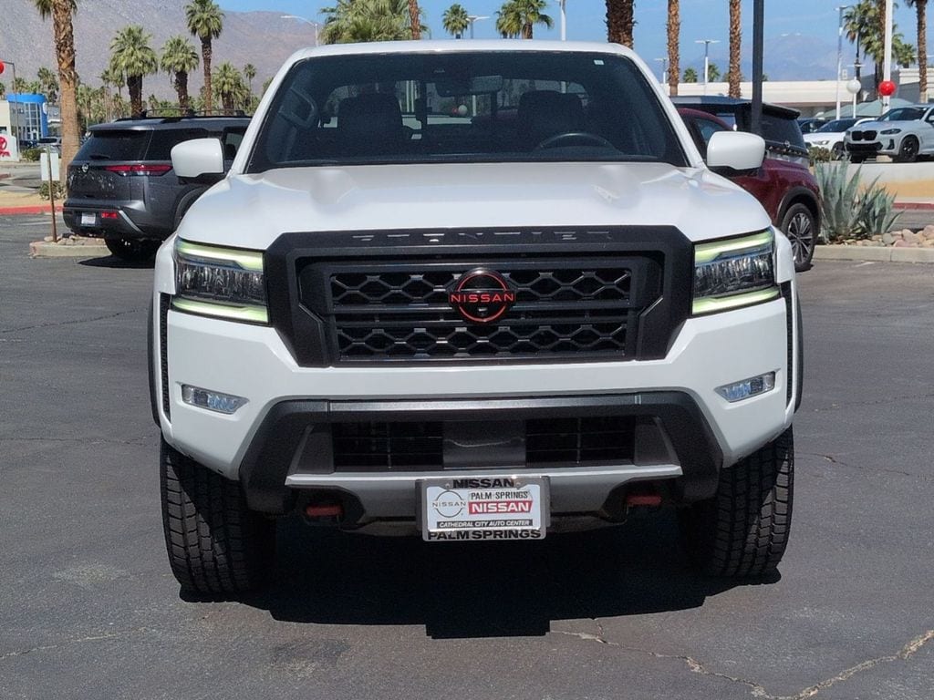 2023 Nissan Frontier PRO-4X photo 6