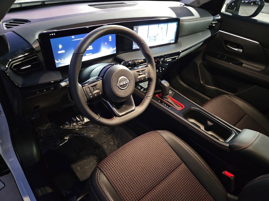 New 2026 Nissan Kicks SR SUV